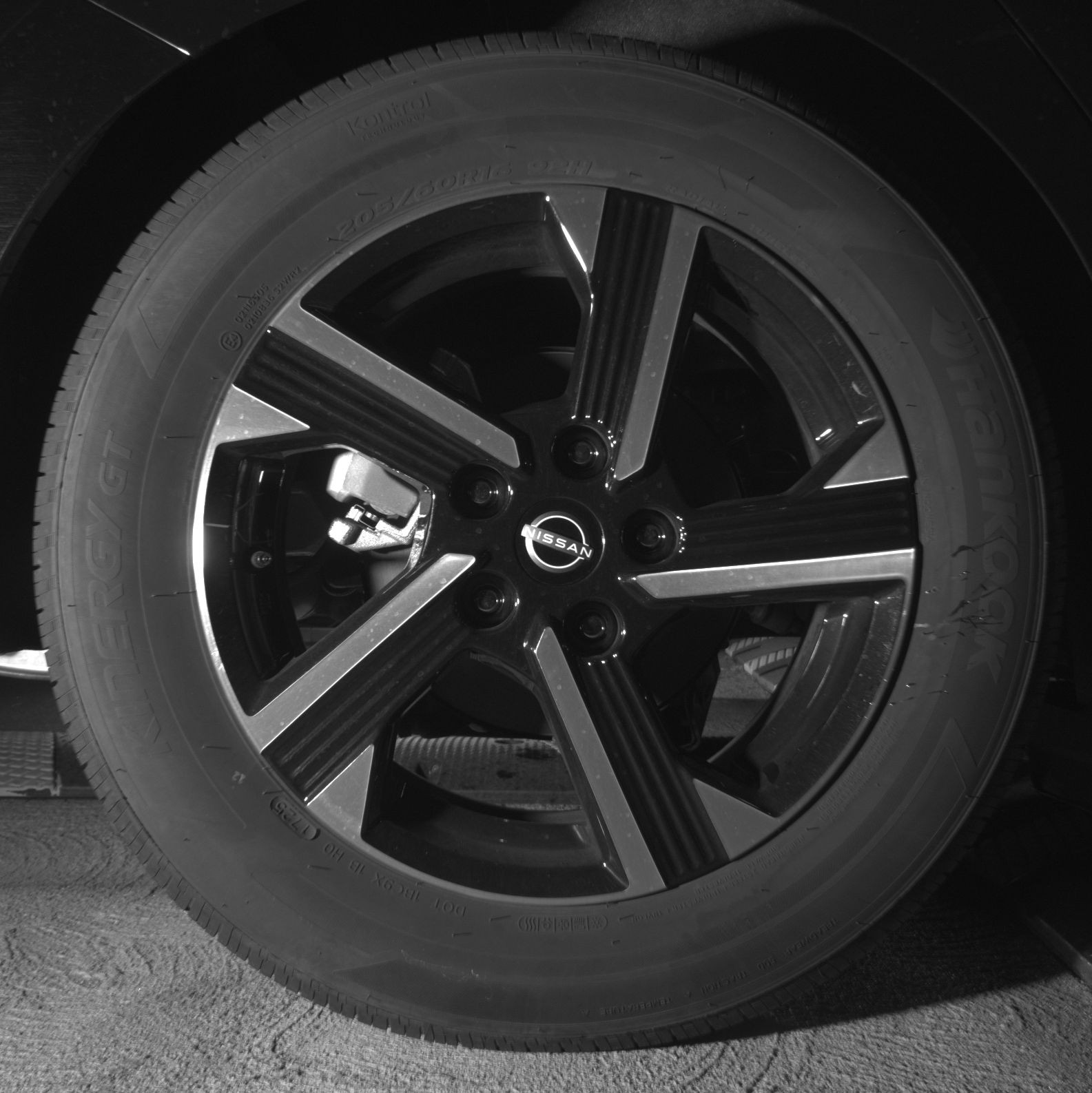 Thumbnail: 2025 Nissan Sentra - 12