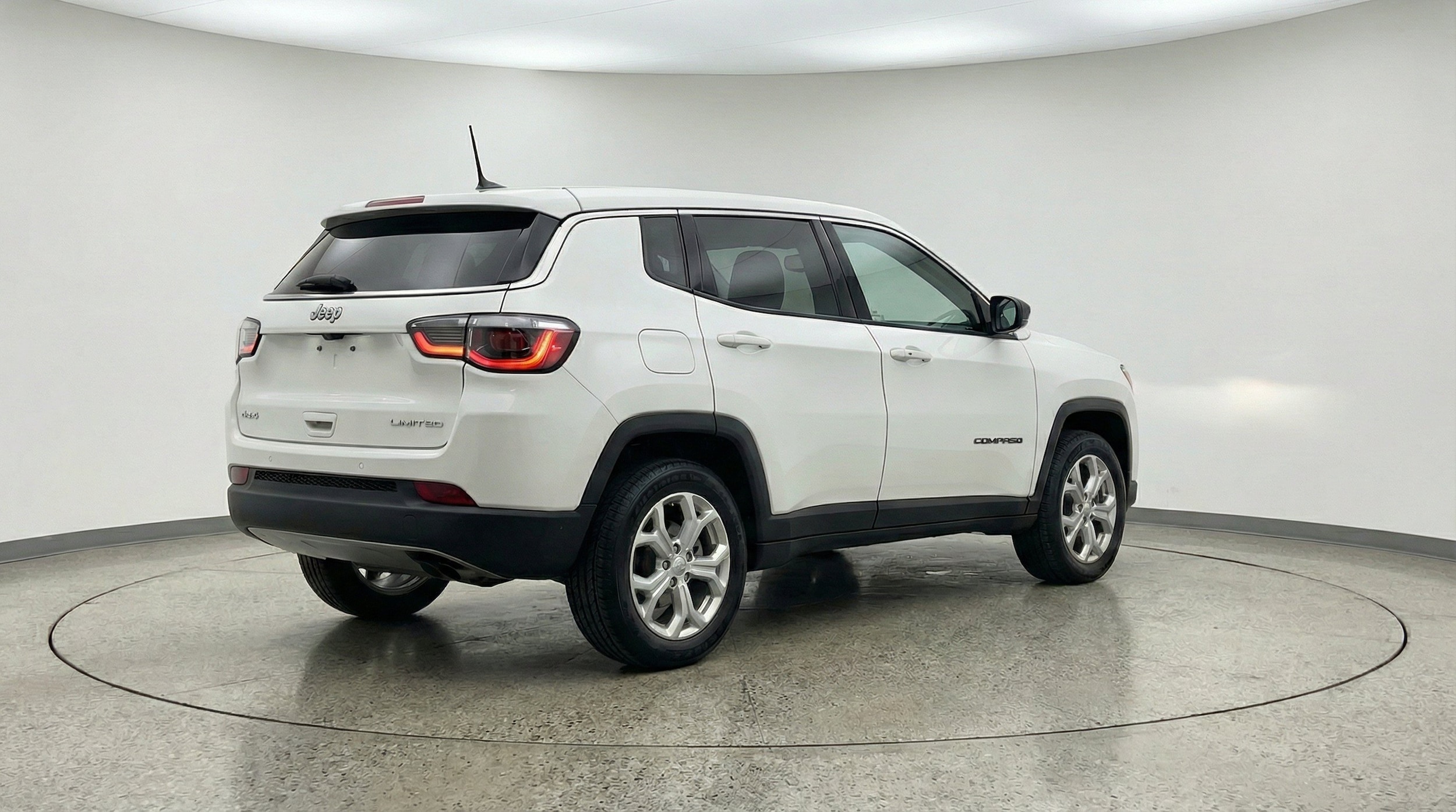 Thumbnail: 2025 Jeep Compass - 9