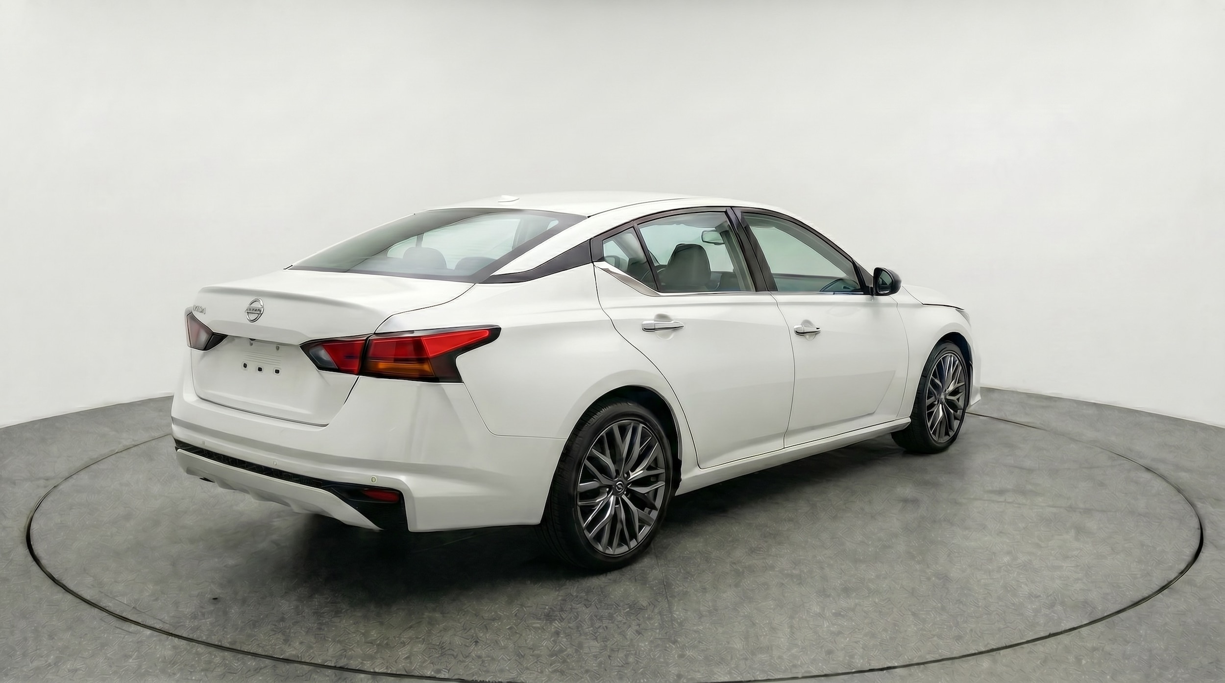 Thumbnail: 2025 Nissan Altima - 7