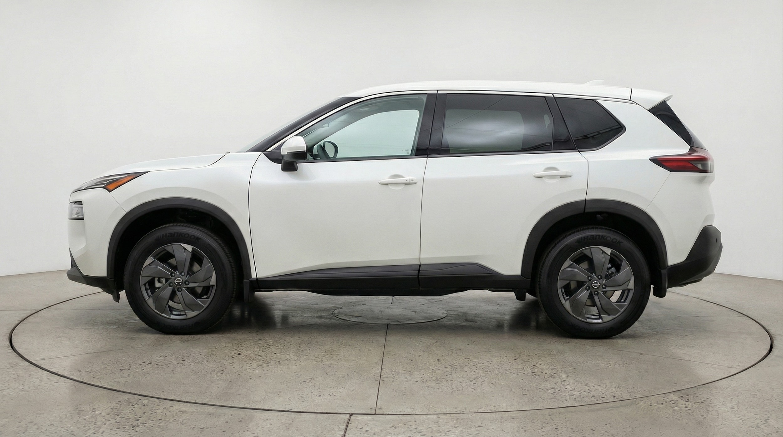 Thumbnail: 2025 Nissan Rogue - 4