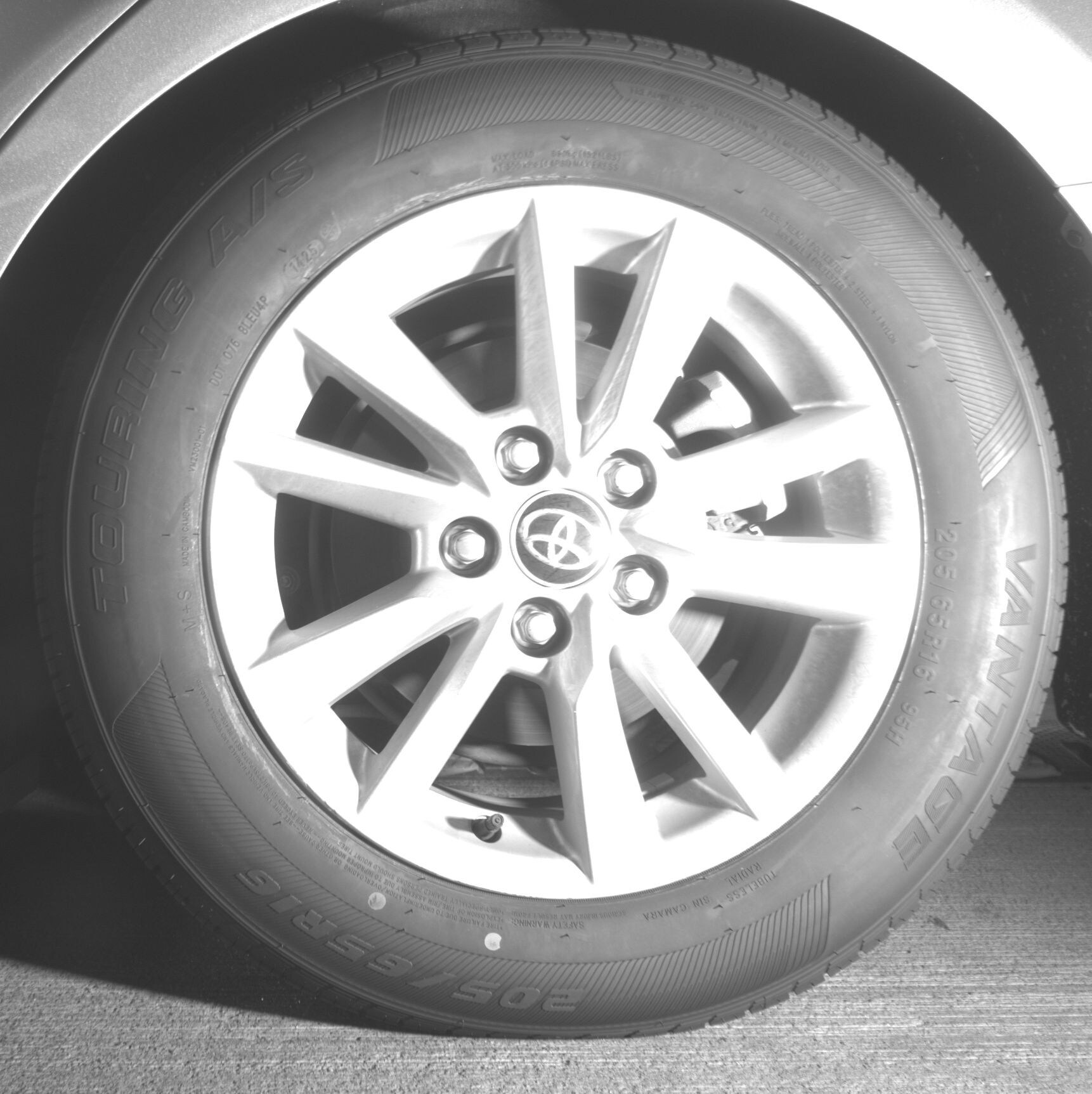 Thumbnail: 2025 Toyota Camry - 11