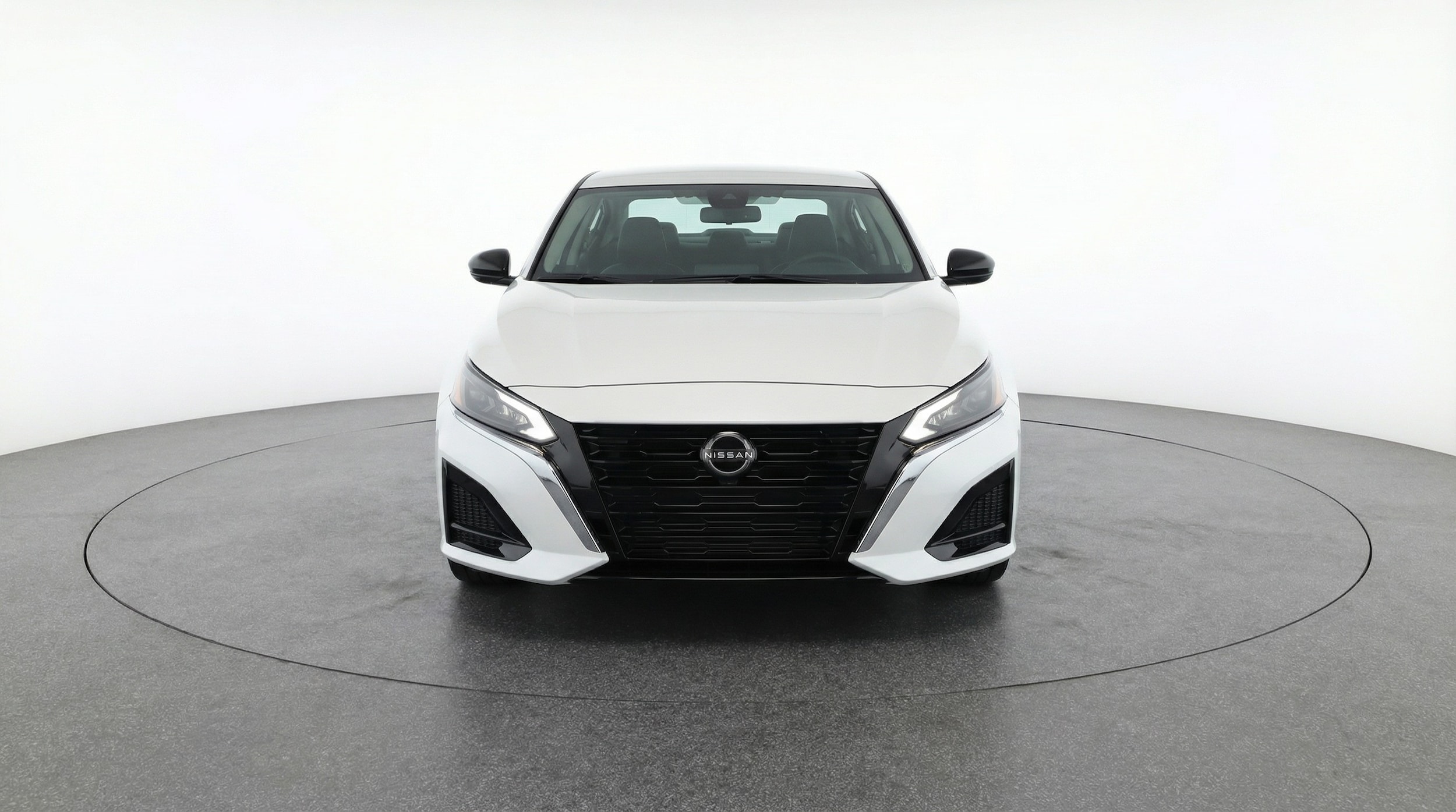 Thumbnail: 2025 Nissan Altima - 2