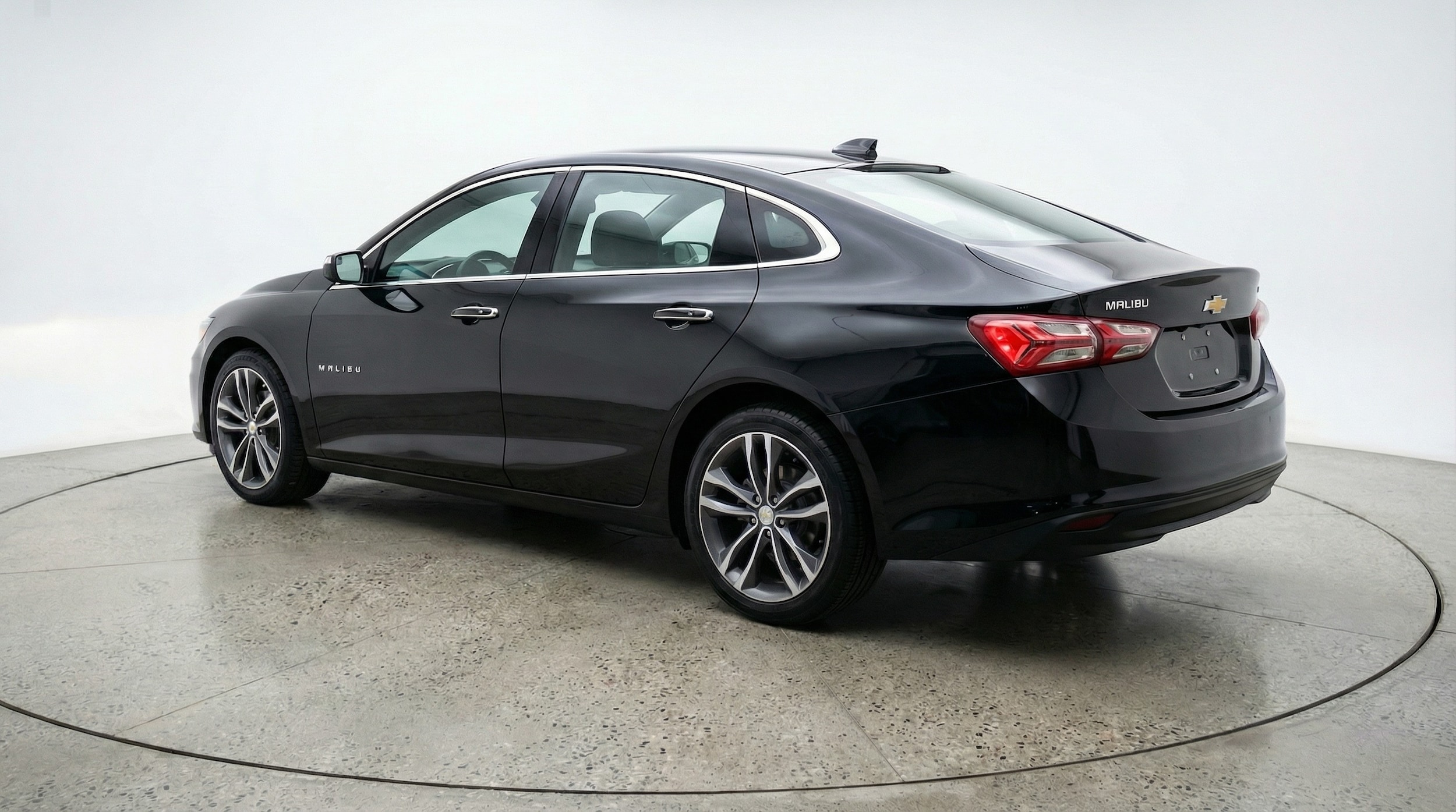 Thumbnail: 2024 Chevrolet Malibu - 5