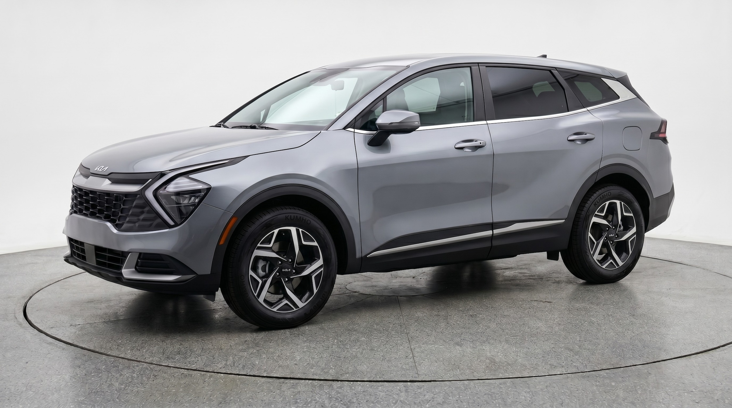 Thumbnail: 2025 Kia Sportage - 3