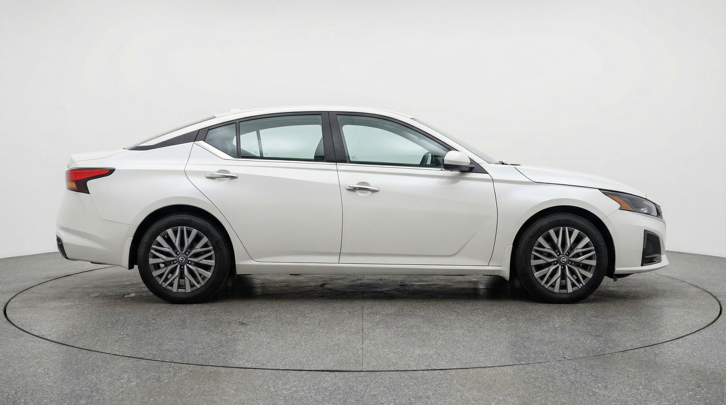 Thumbnail: 2025 Nissan Altima - 11