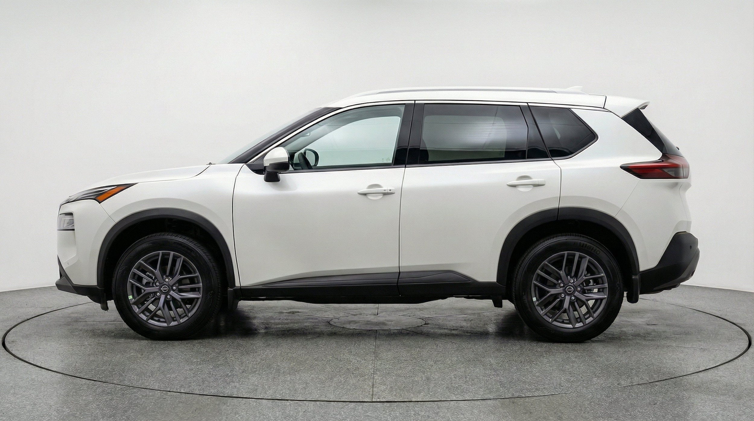 Thumbnail: 2026 Nissan Rogue - 5
