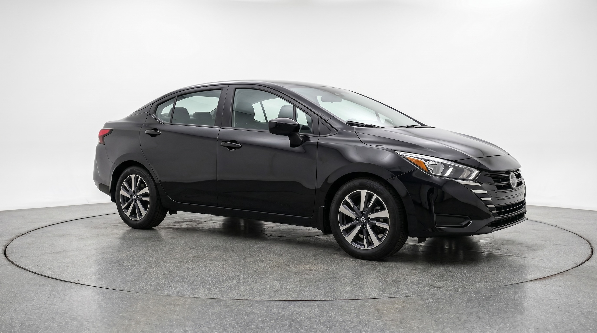 2025 Nissan Versa Sedan