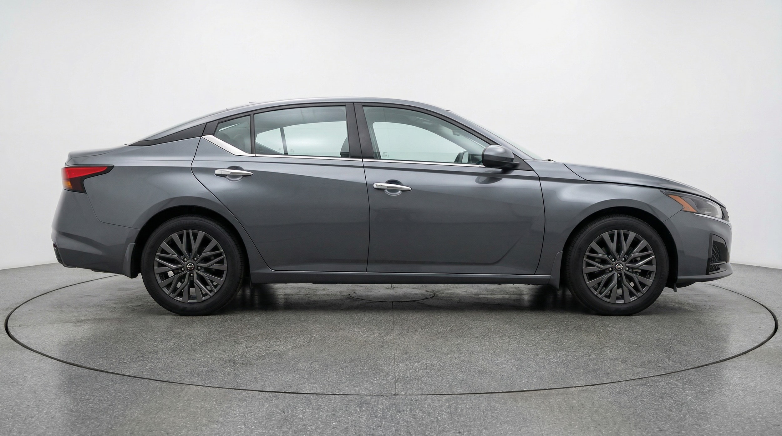 Thumbnail: 2025 Nissan Altima - 8