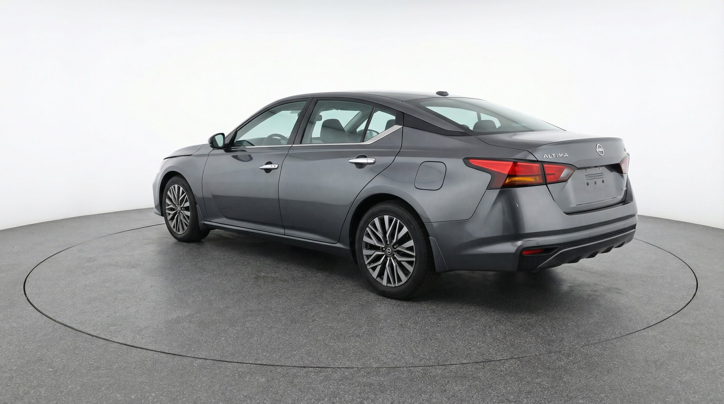 Thumbnail: 2025 Nissan Altima - 5