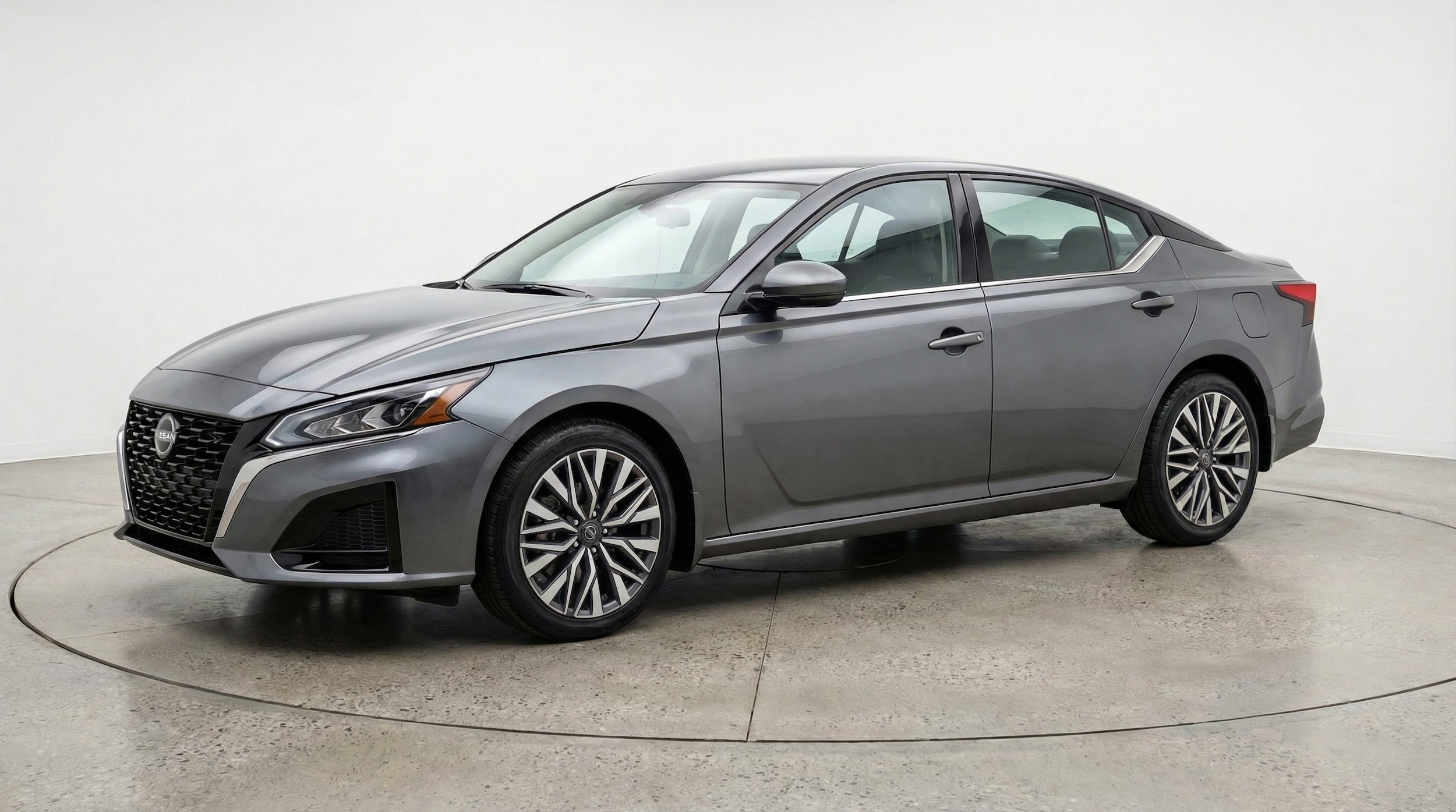 Thumbnail: 2025 Nissan Altima - 3