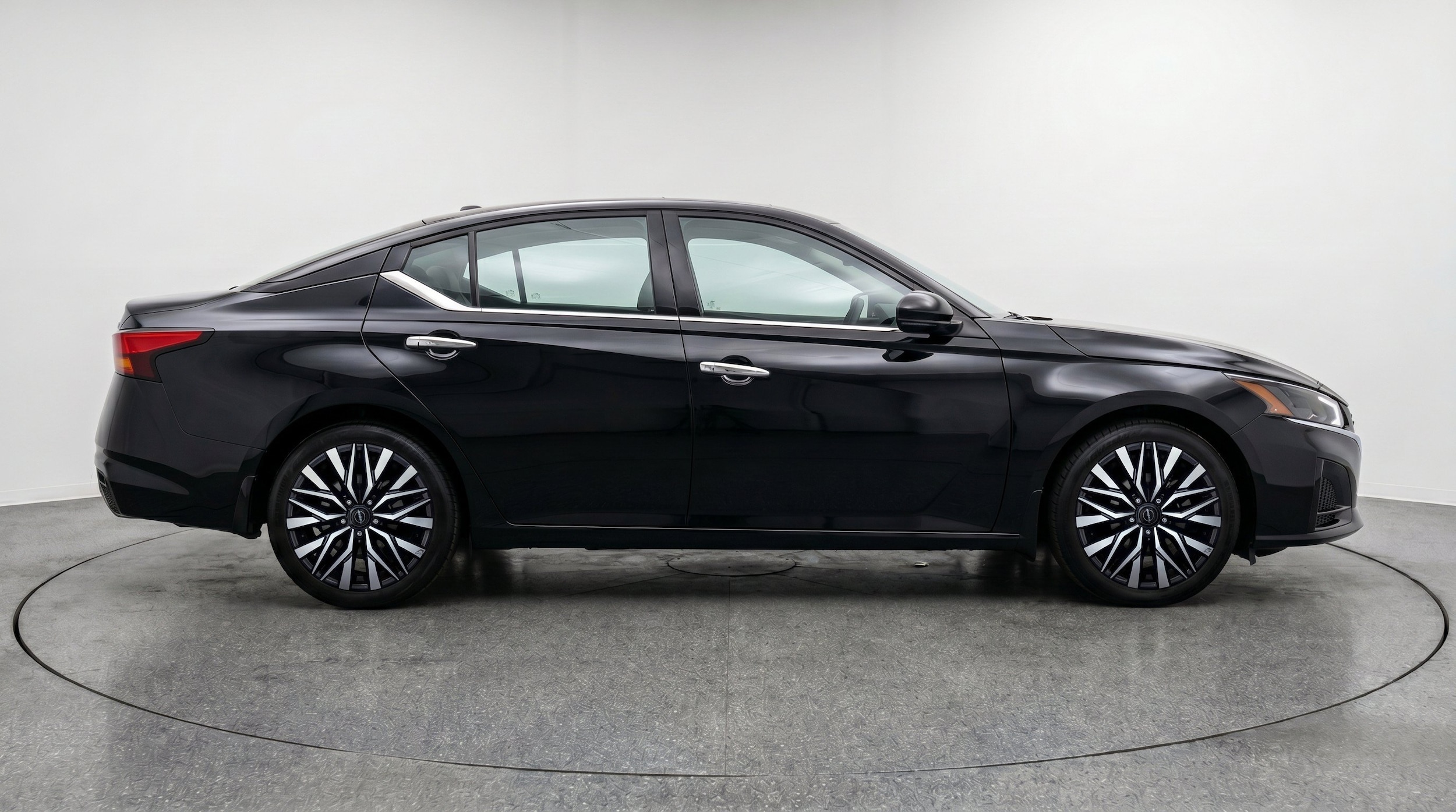 Thumbnail: 2025 Nissan Altima - 11