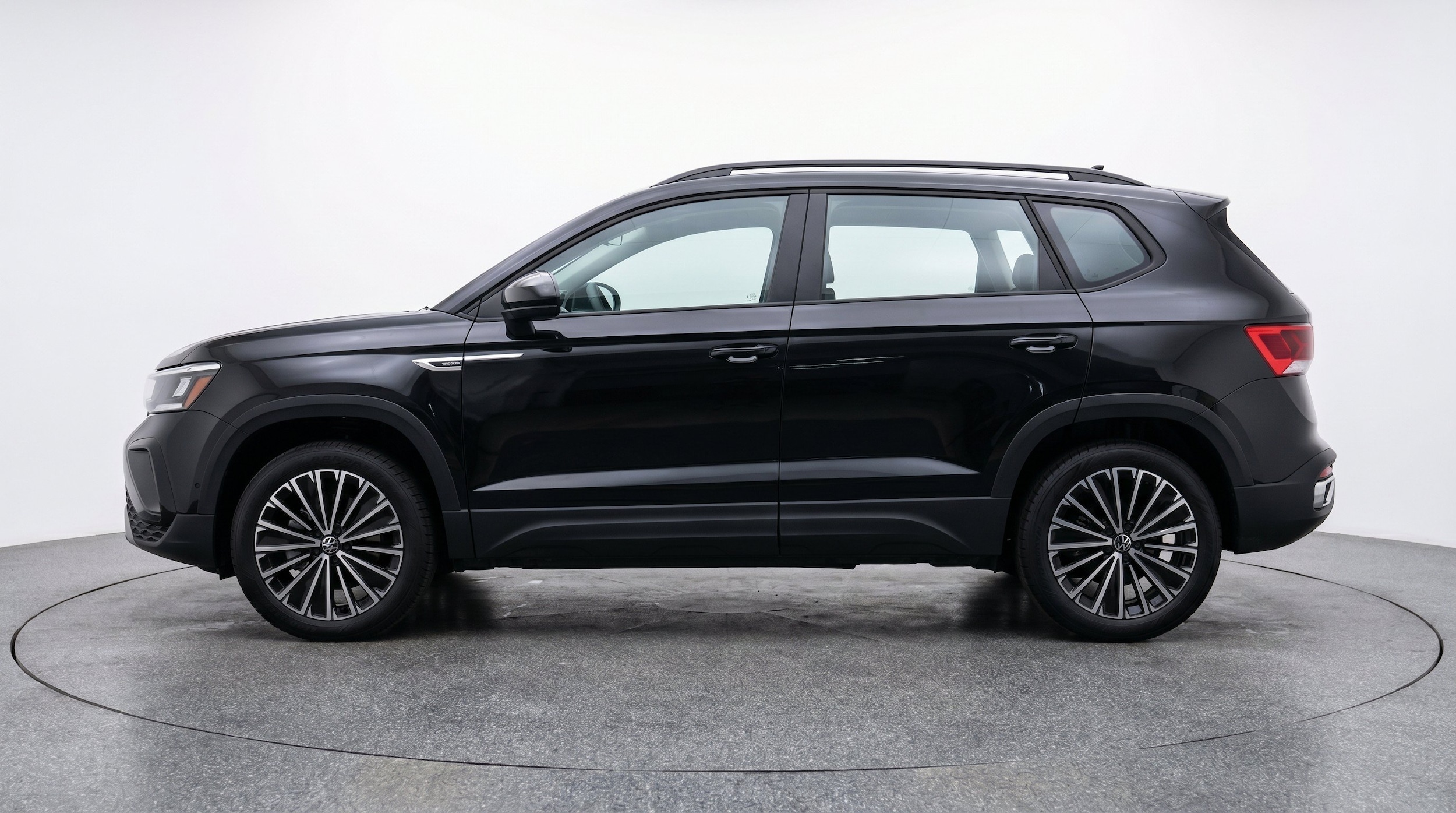 Thumbnail: 2026 Volkswagen Taos - 5
