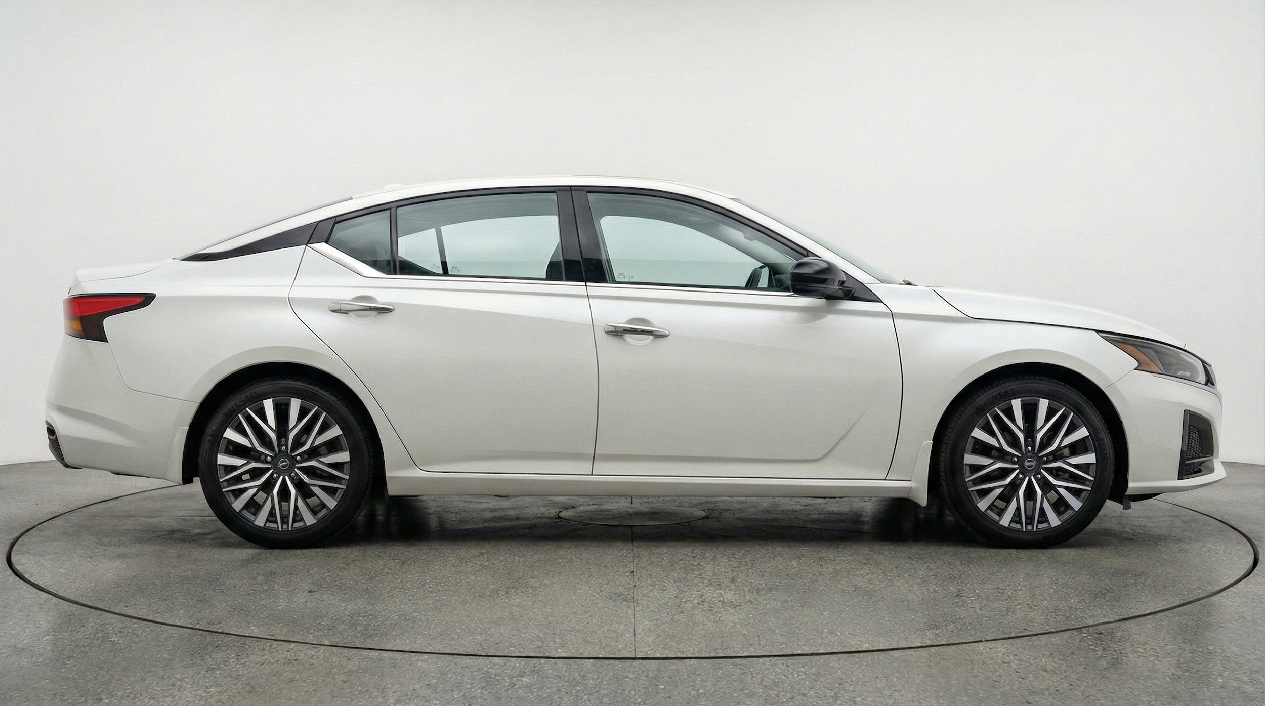 Thumbnail: 2025 Nissan Altima - 11