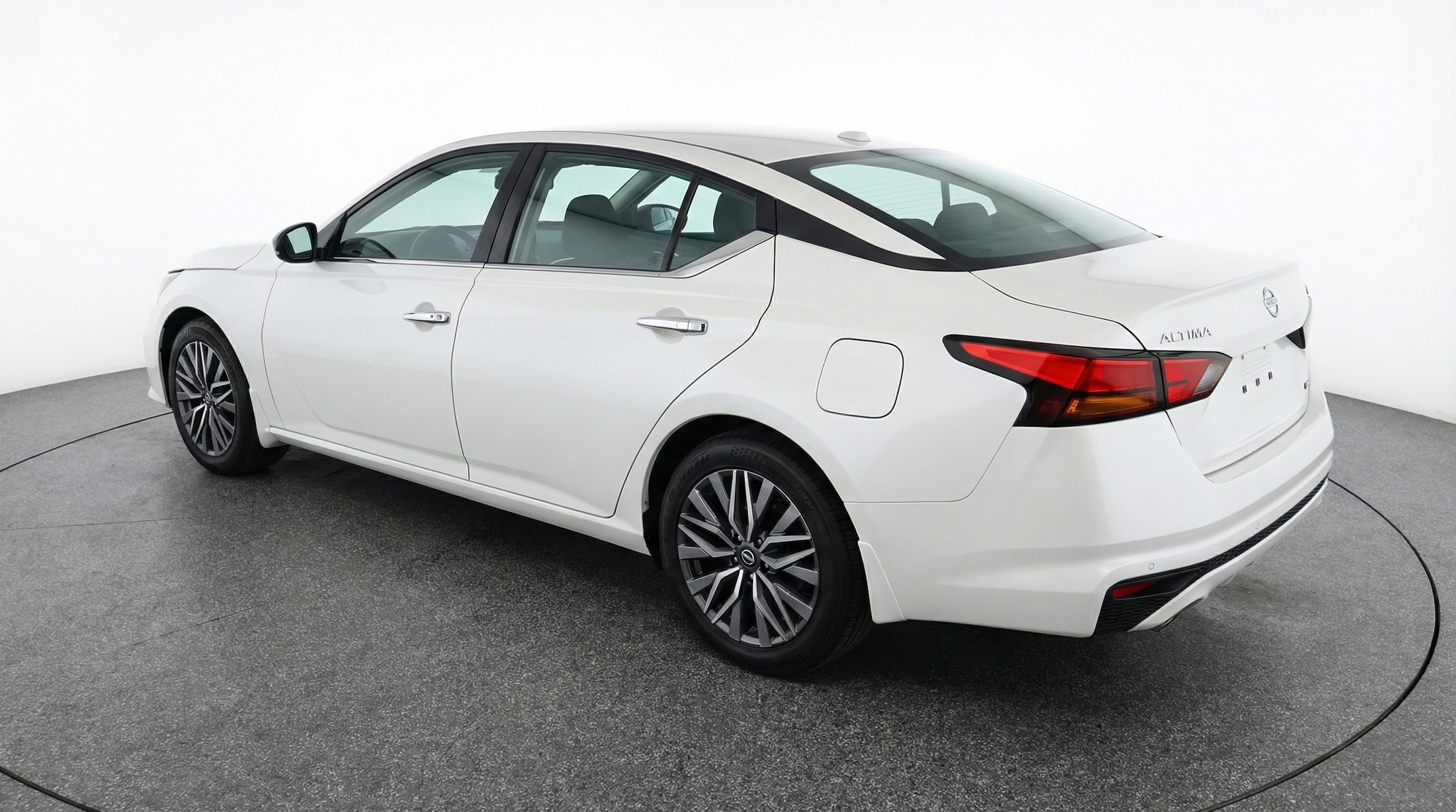 Thumbnail: 2025 Nissan Altima - 5