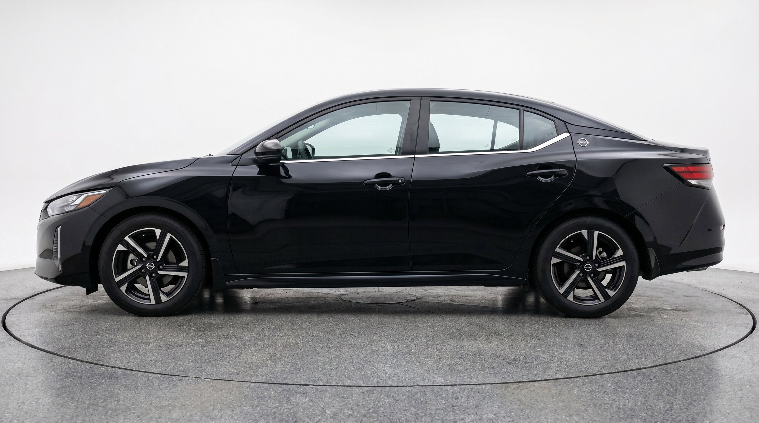 Thumbnail: 2025 Nissan Sentra - 5