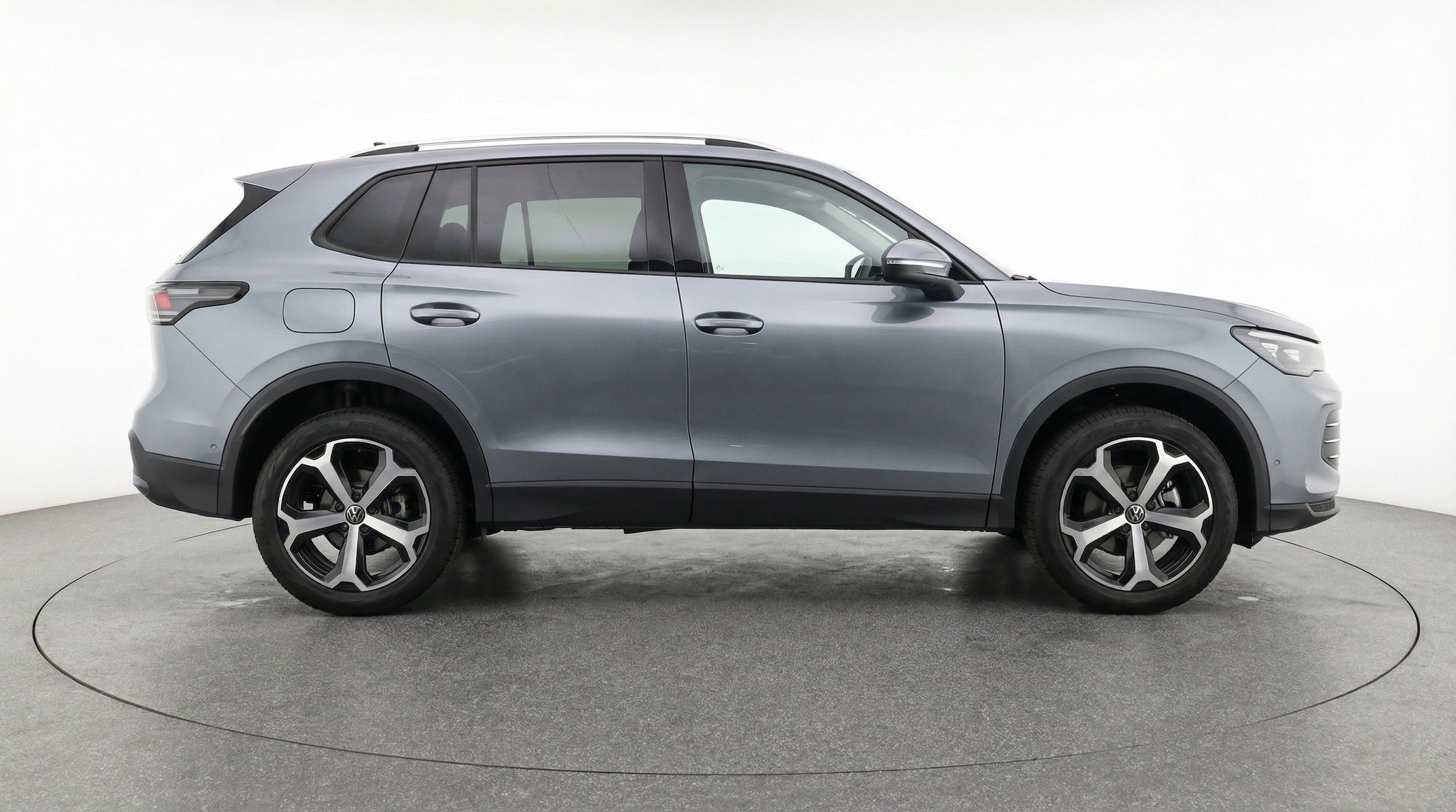 Thumbnail: 2026 Volkswagen Tiguan - 11