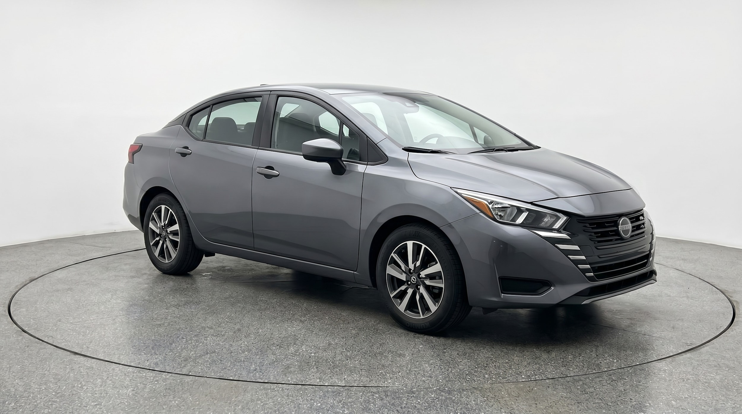 2025 Nissan Versa Sedan