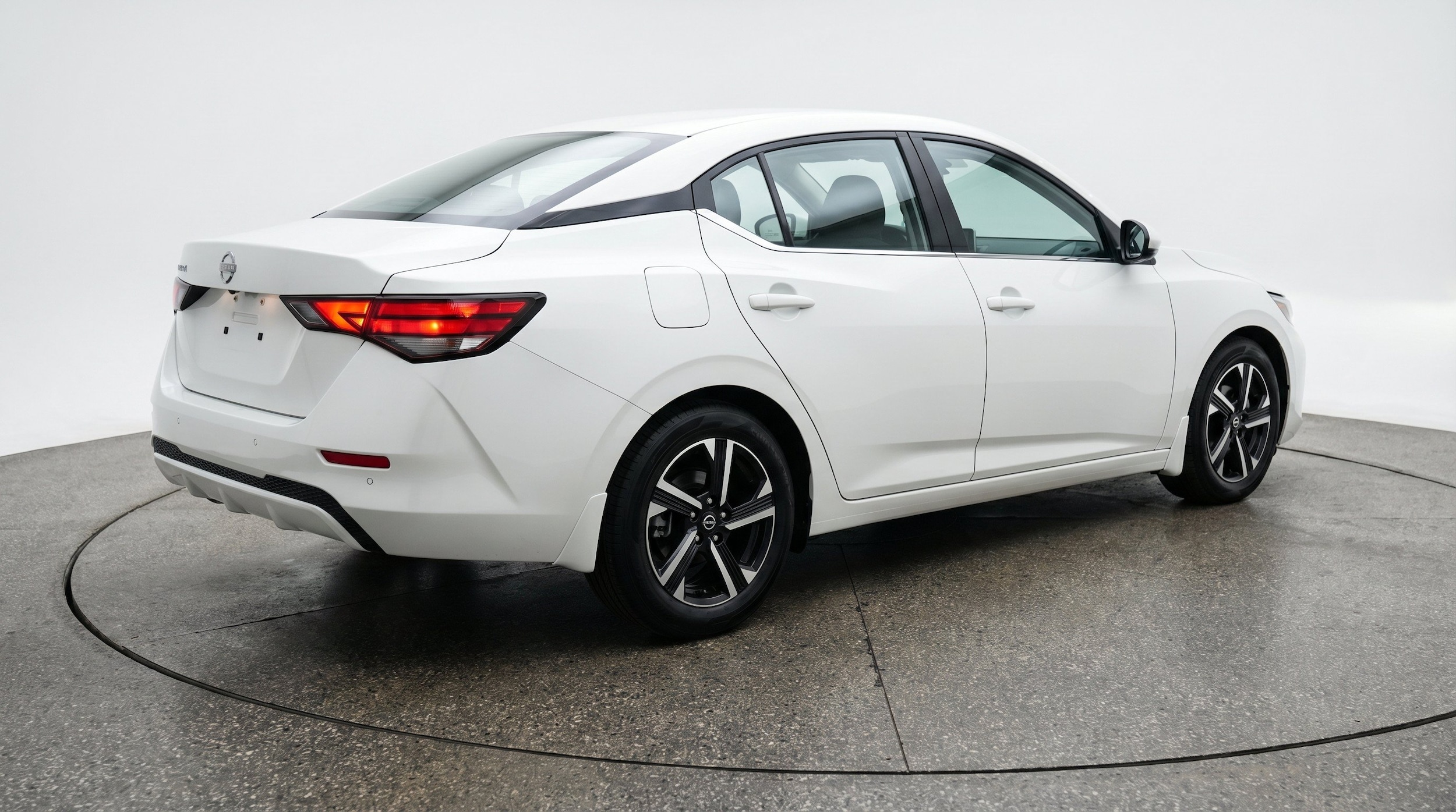 Thumbnail: 2025 Nissan Sentra - 9