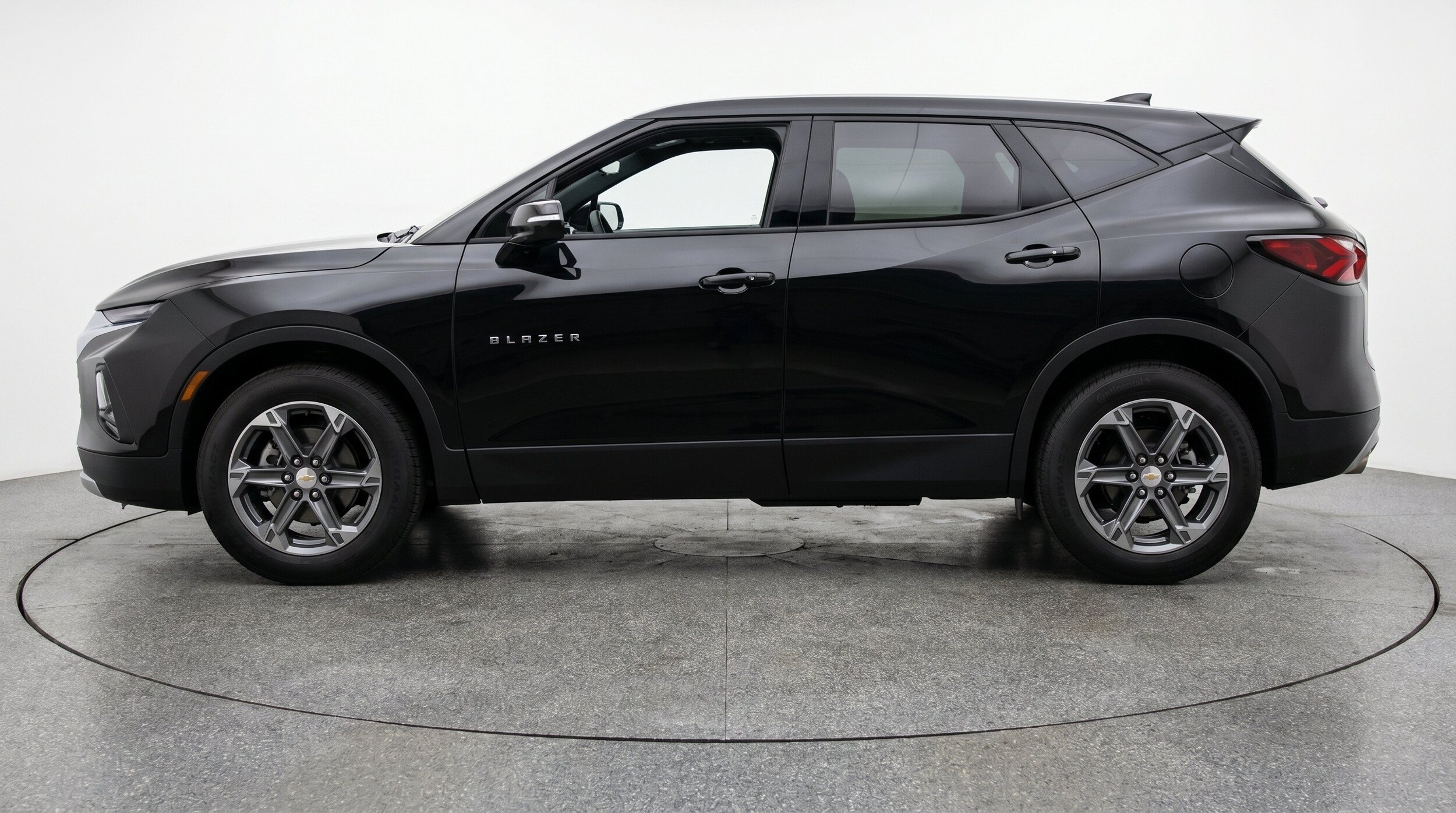Thumbnail: 2026 Chevrolet Blazer - 5