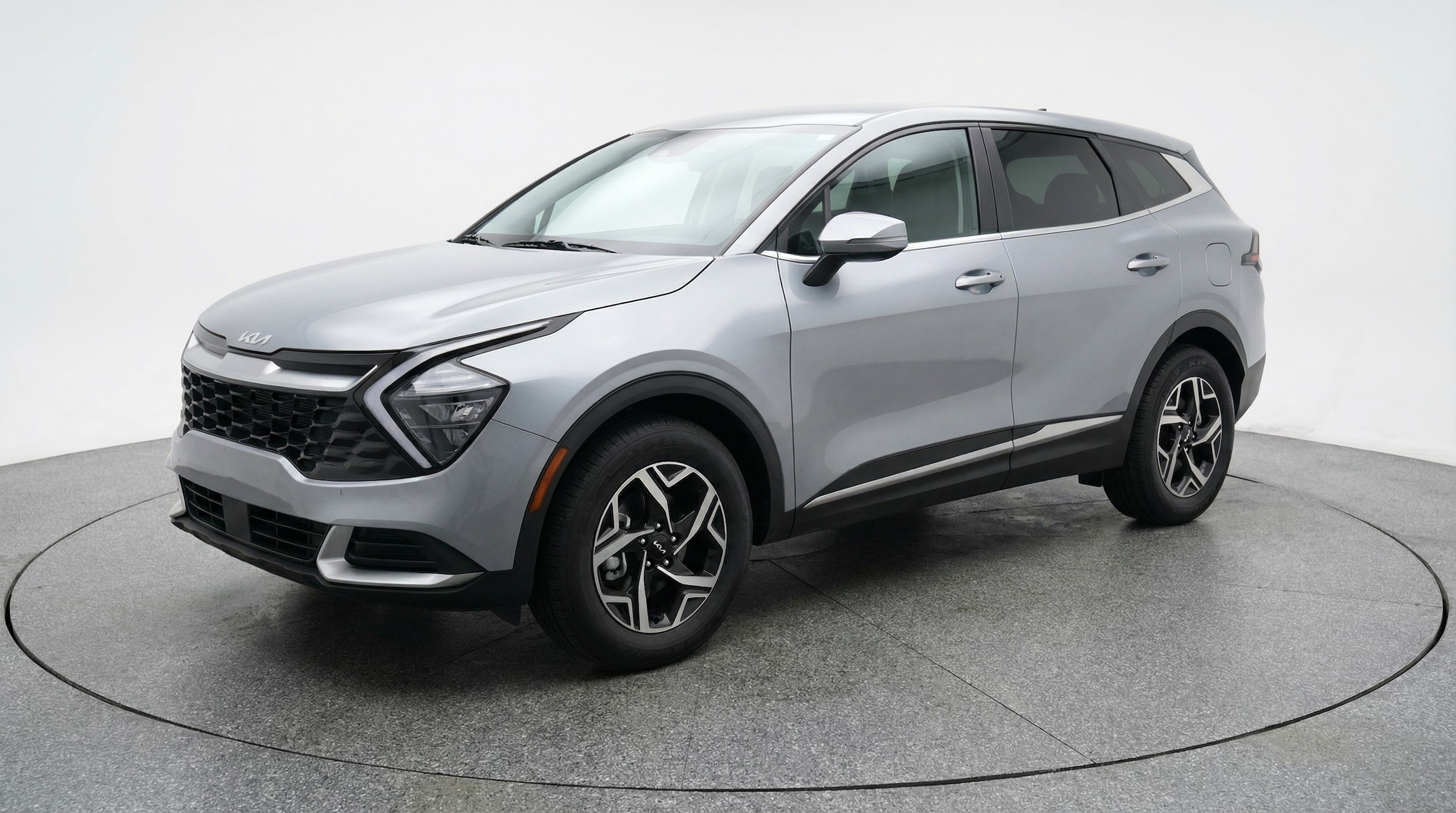 Thumbnail: 2025 Kia Sportage - 3