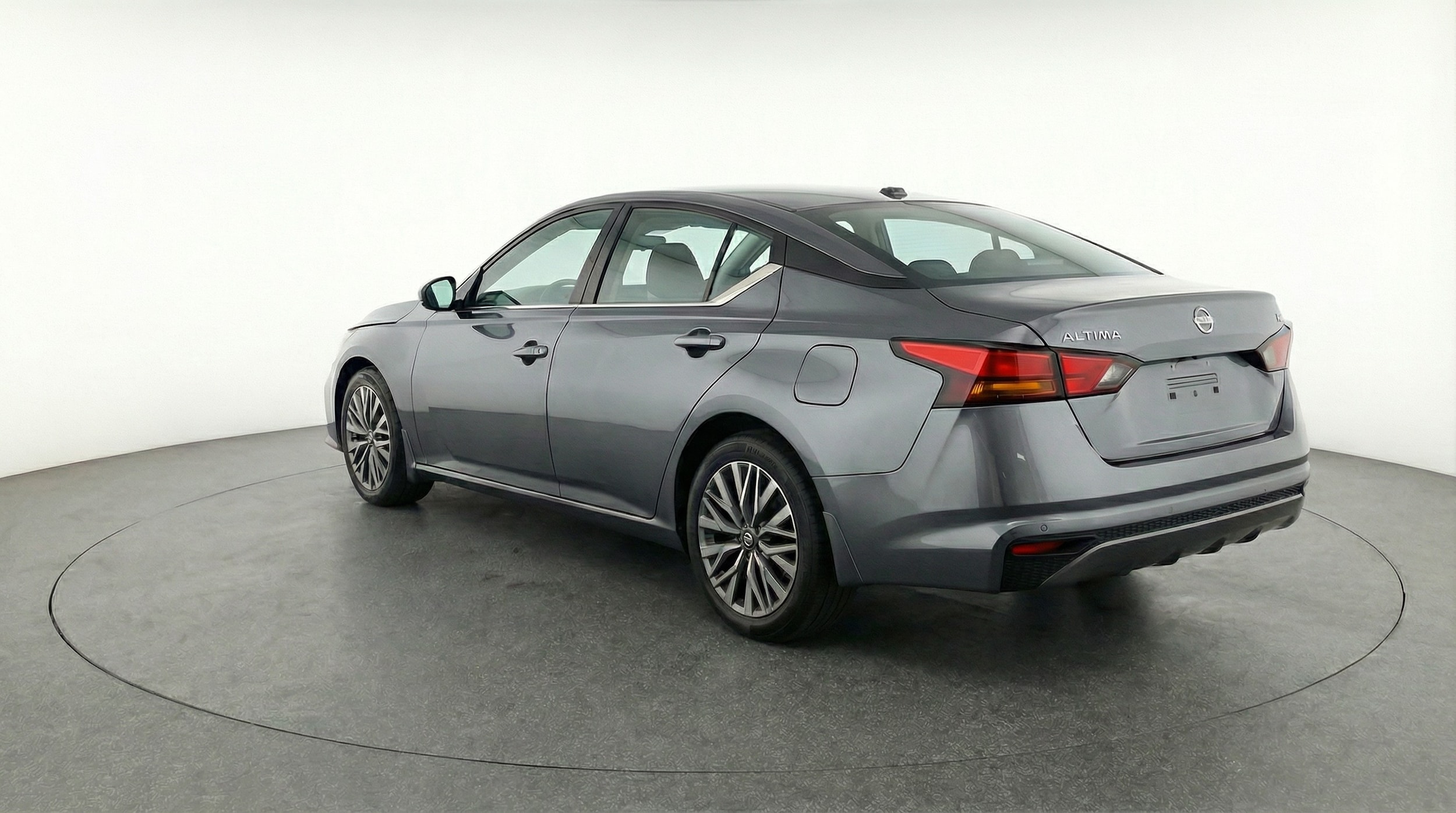 Thumbnail: 2025 Nissan Altima - 5