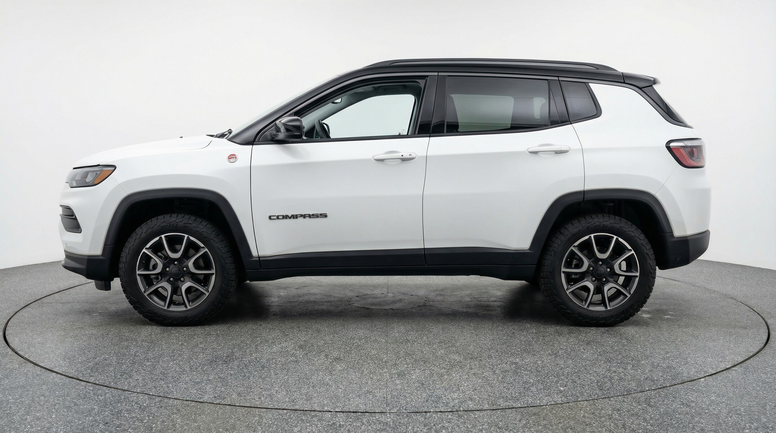 Thumbnail: 2025 Jeep Compass - 4