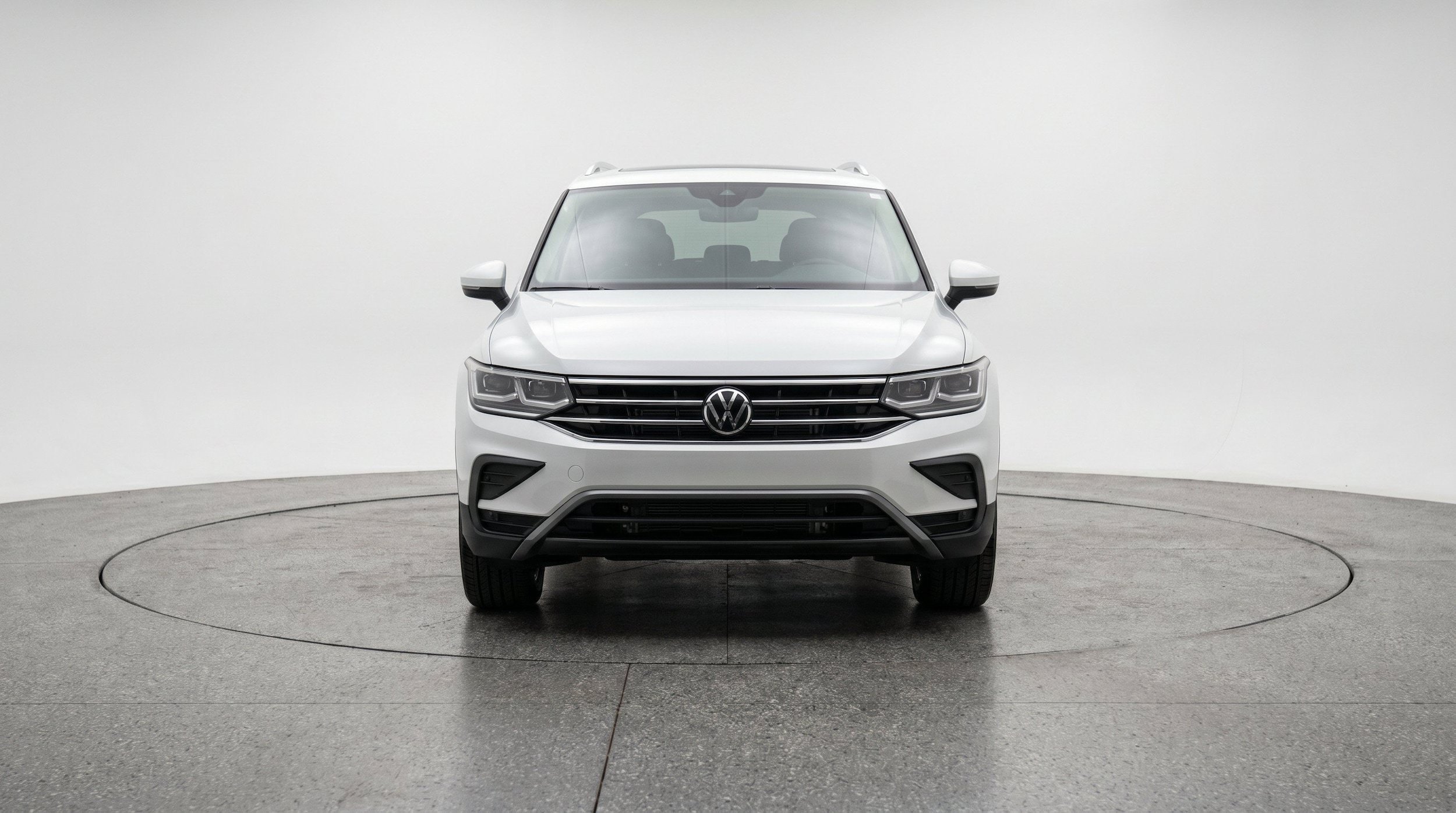 Thumbnail: 2026 Volkswagen Tiguan - 2
