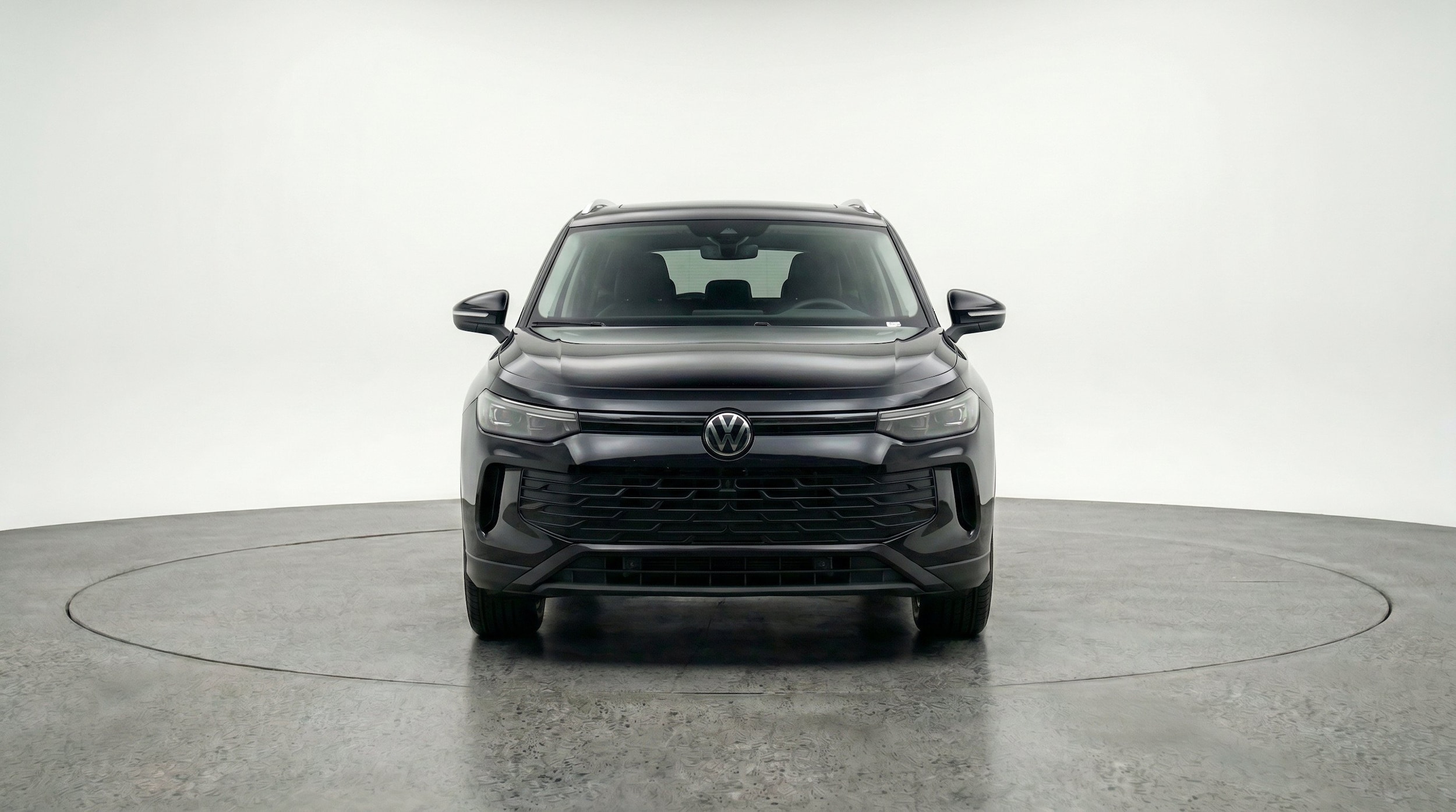 Thumbnail: 2026 Volkswagen Tiguan - 2