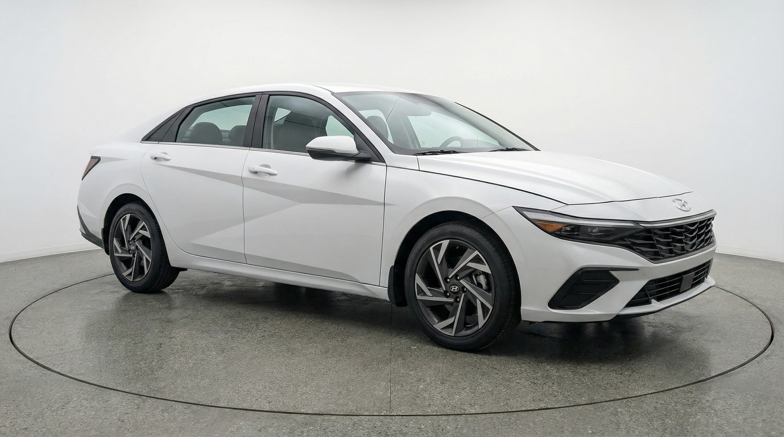 Thumbnail: 2025 Hyundai Elantra - 1