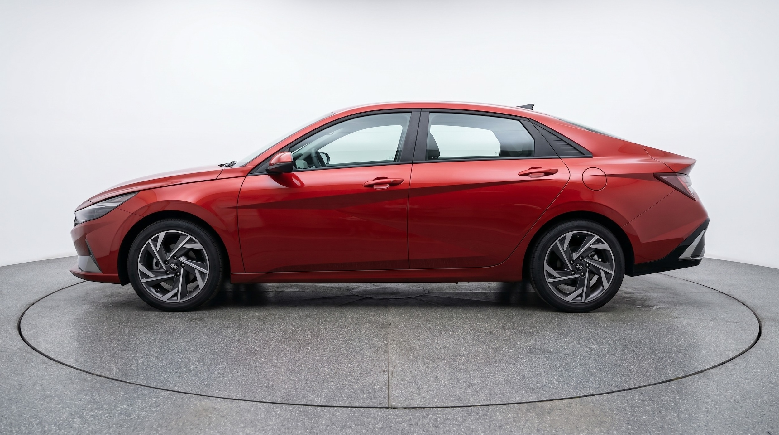 Thumbnail: 2025 Hyundai Elantra - 4