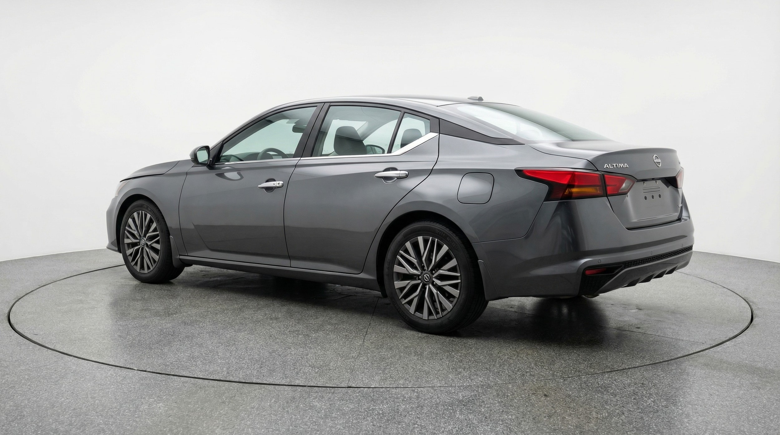 Thumbnail: 2025 Nissan Altima - 5