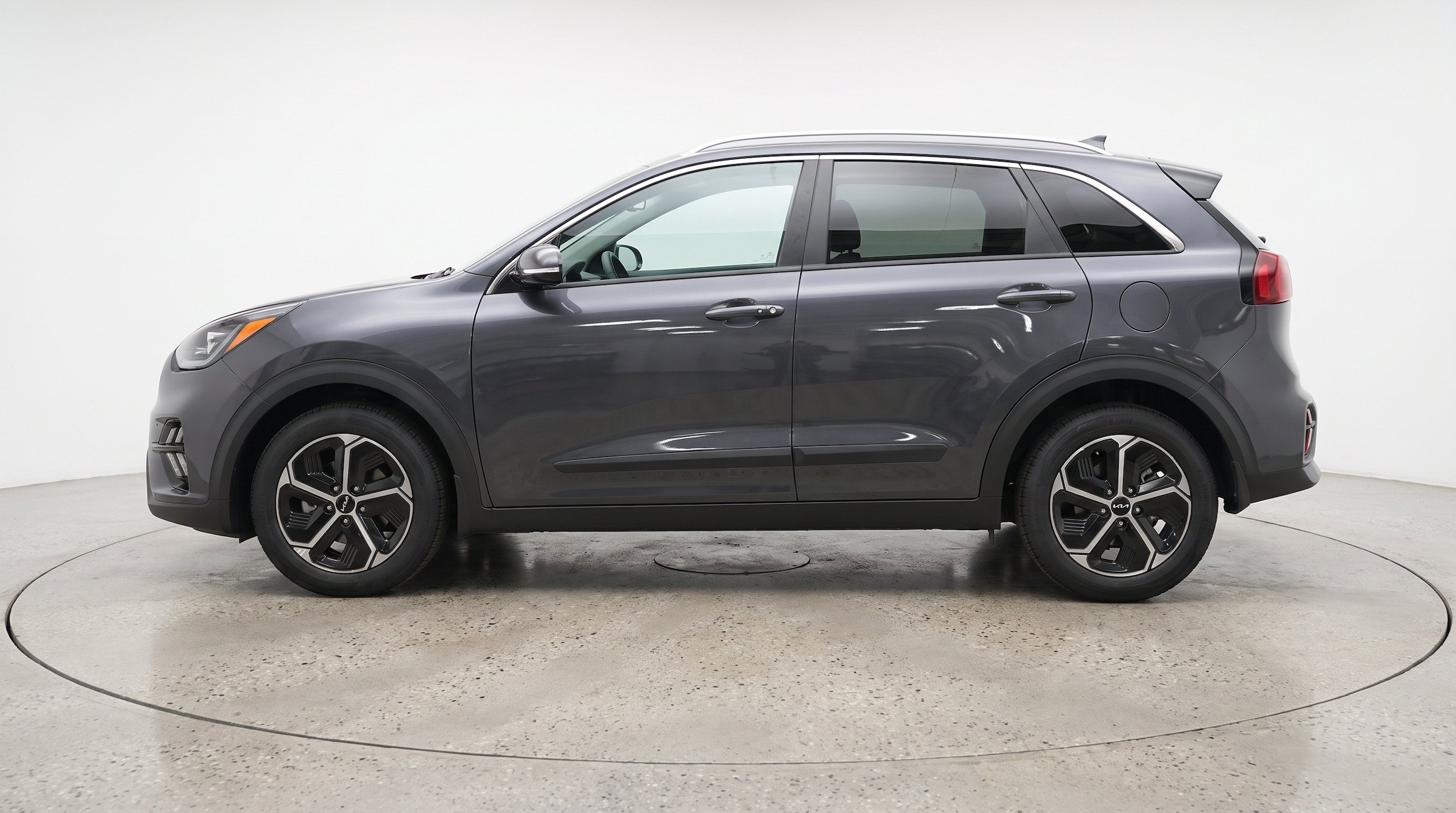 Thumbnail: 2026 Kia Niro - 5