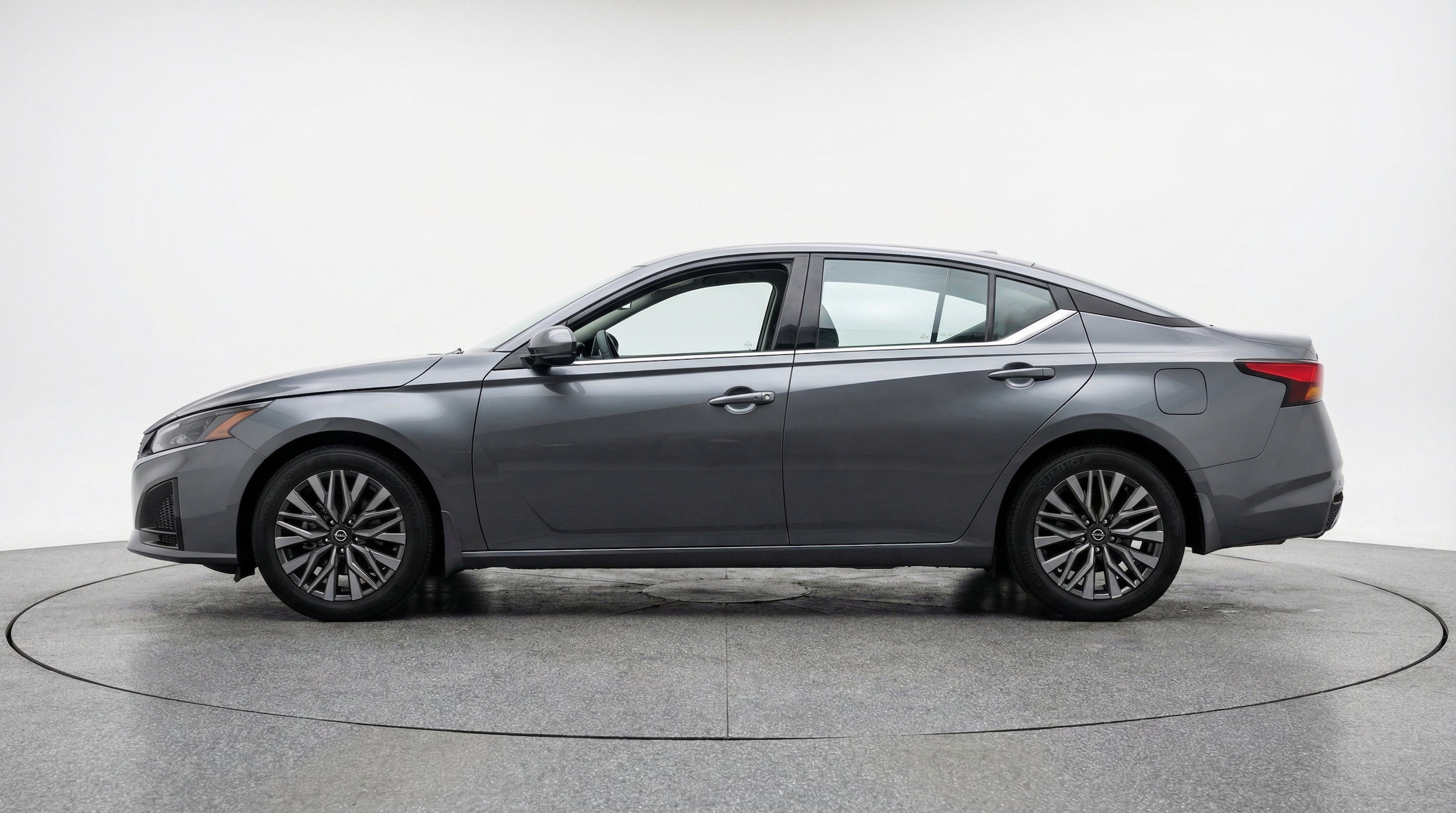 Thumbnail: 2026 Nissan Altima - 5