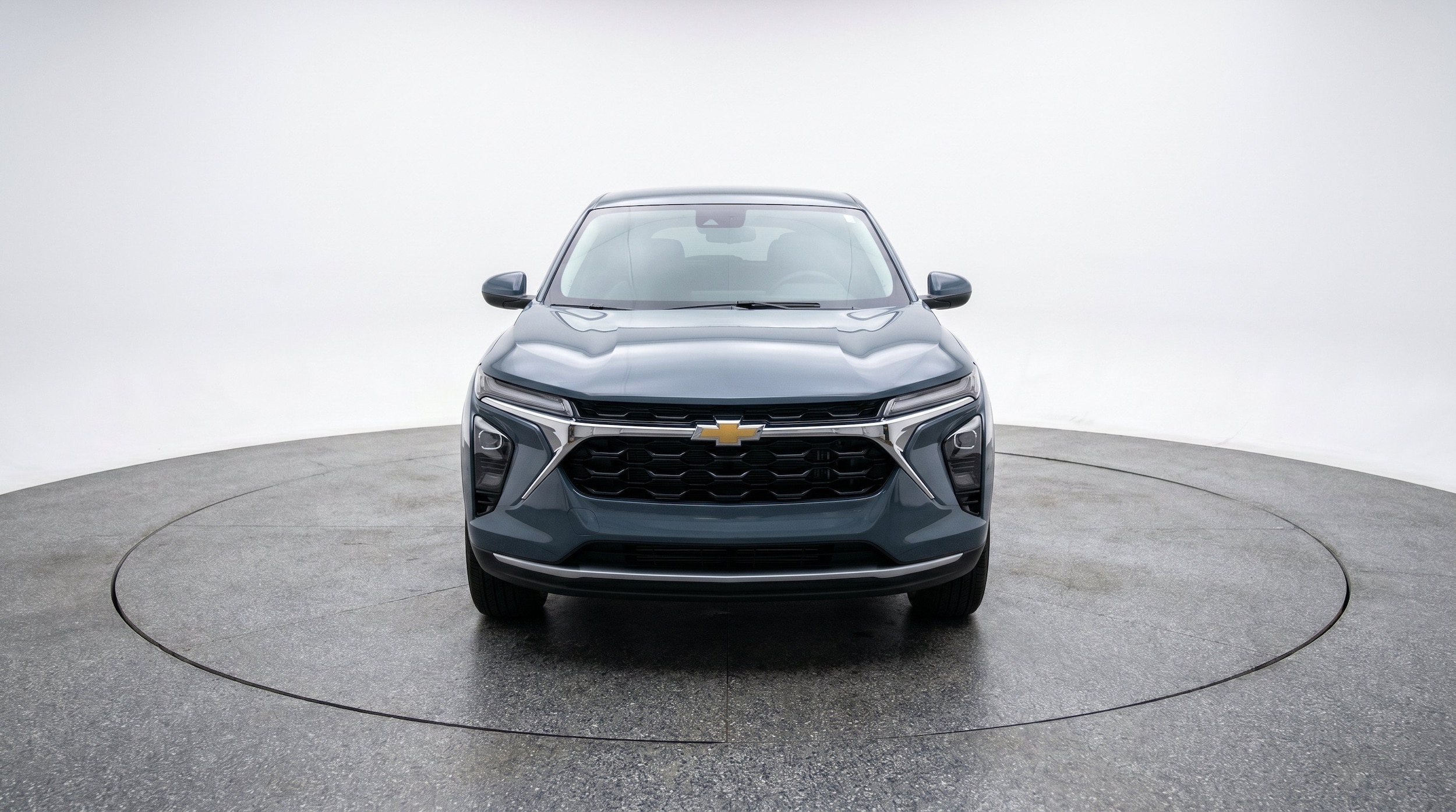 Thumbnail: 2025 Chevrolet Trax - 2