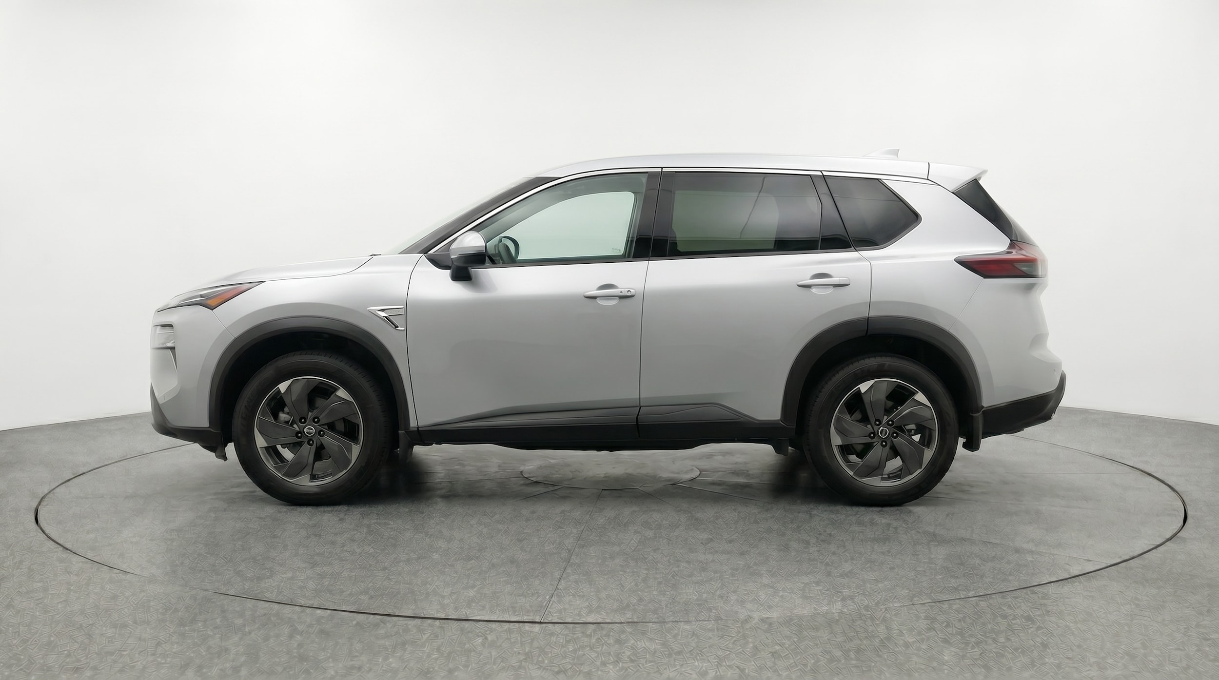 Thumbnail: 2025 Nissan Rogue - 4