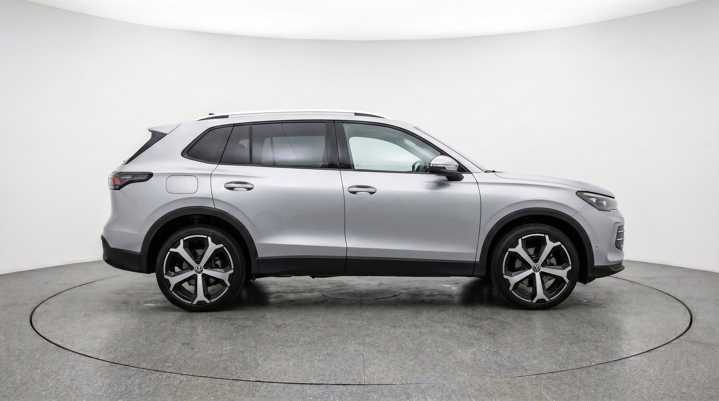 Thumbnail: 2026 Volkswagen Tiguan - 11