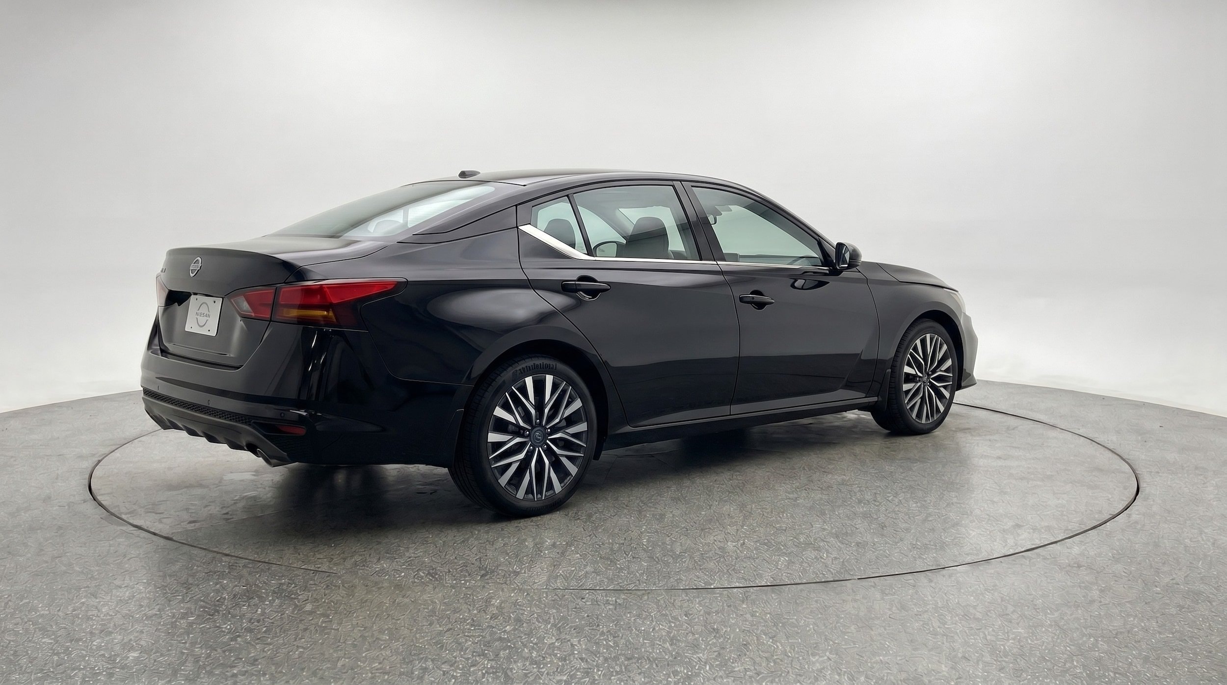 Thumbnail: 2025 Nissan Altima - 7