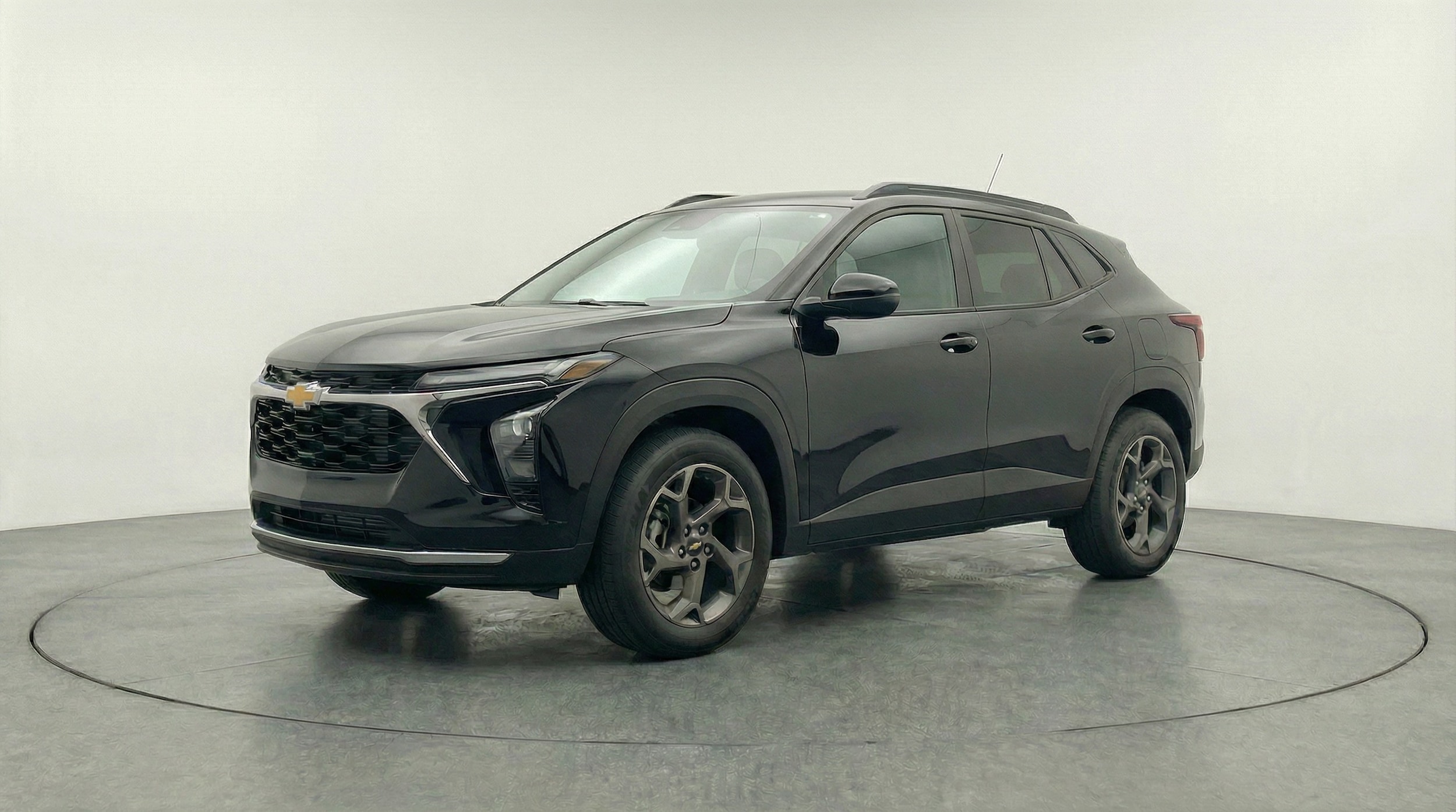 Thumbnail: 2025 Chevrolet Trax - 3