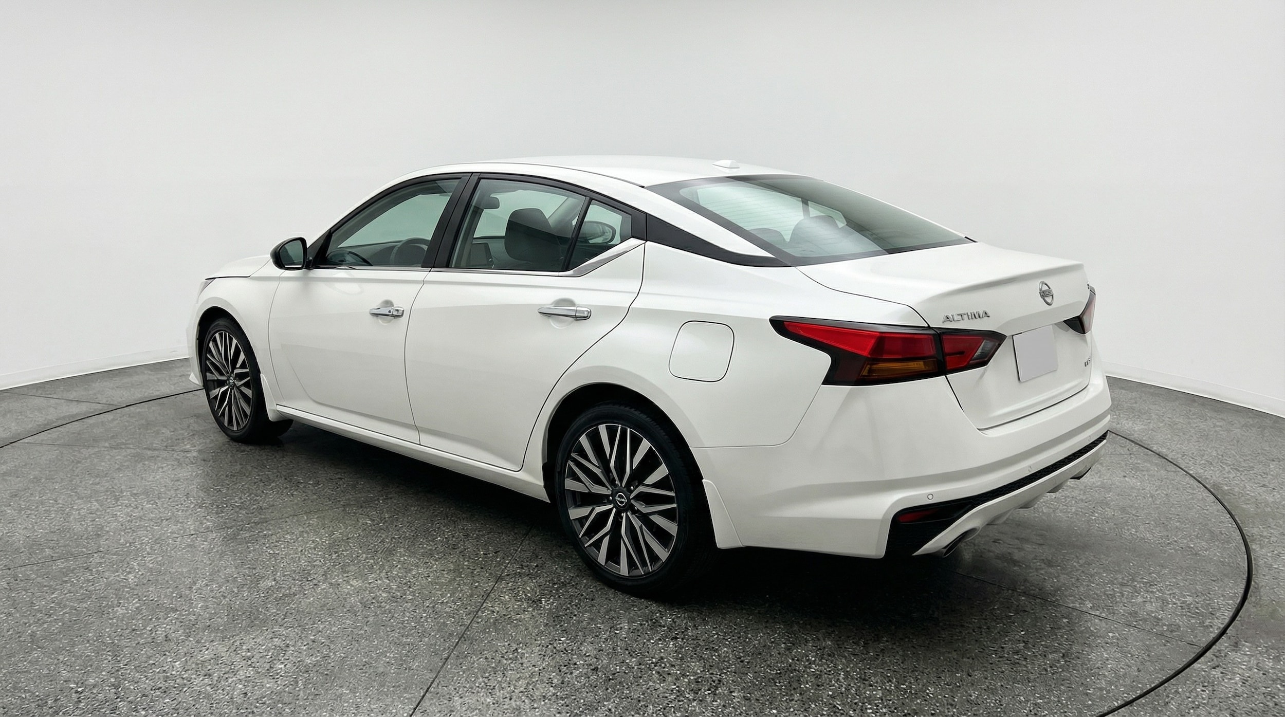 Thumbnail: 2025 Nissan Altima - 5