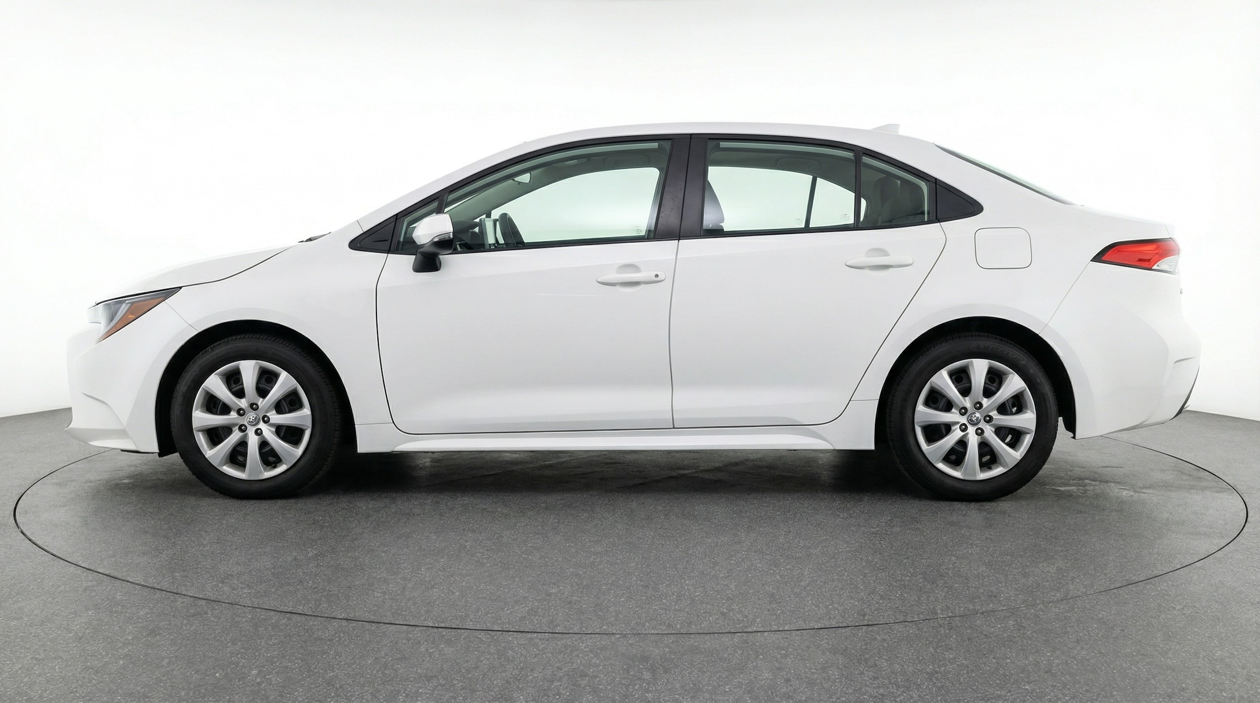 Thumbnail: 2025 Toyota Corolla - 4