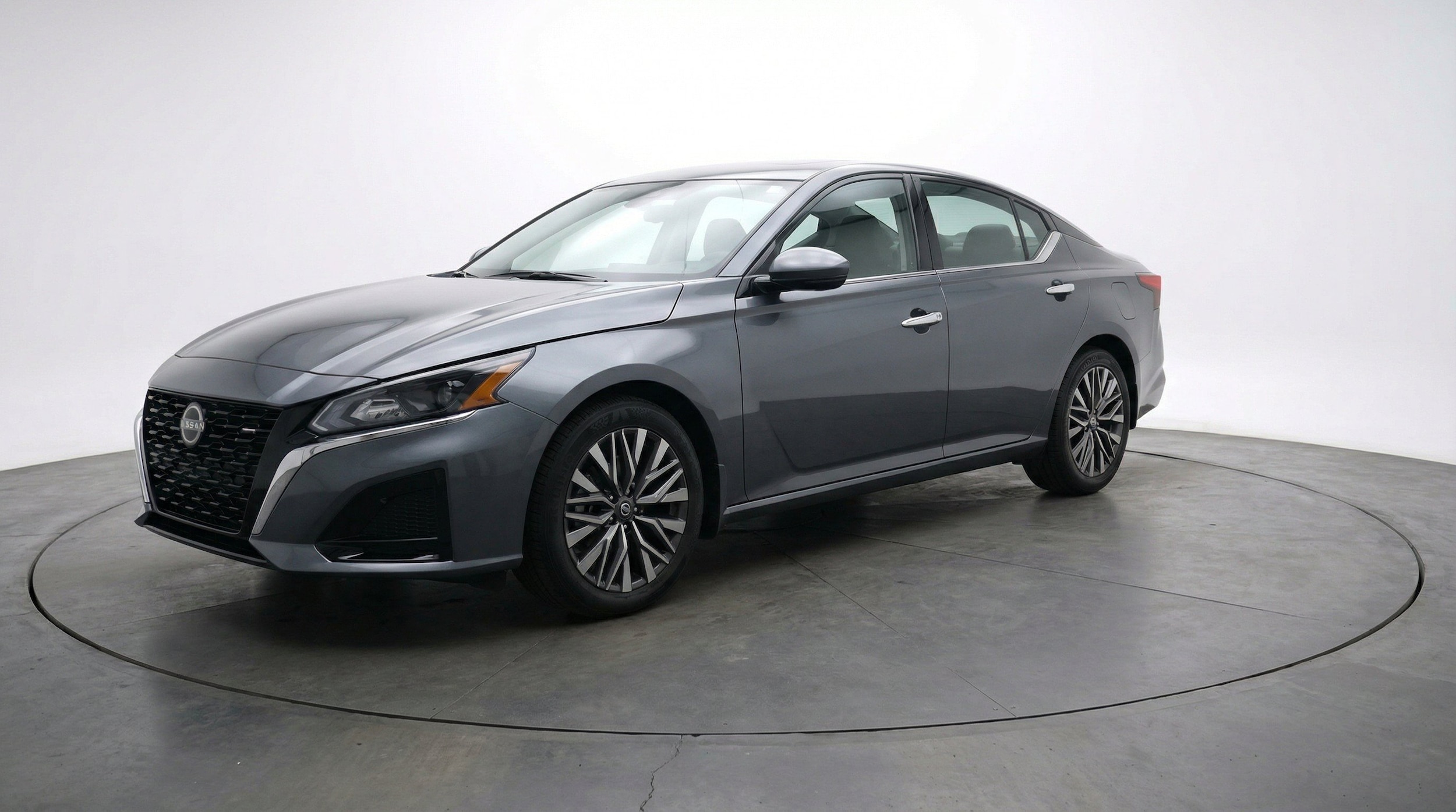 Thumbnail: 2025 Nissan Altima - 3