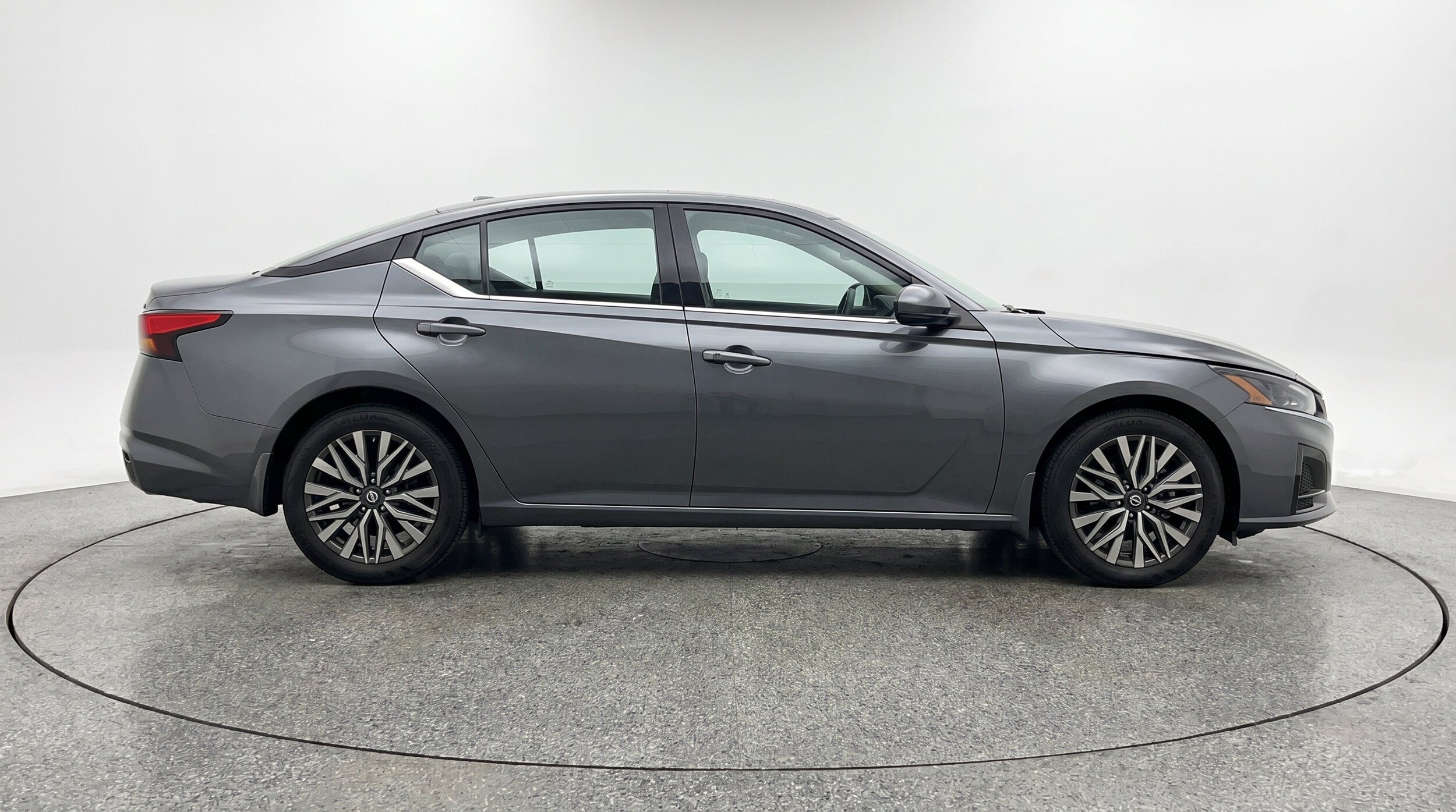 Thumbnail: 2025 Nissan Altima - 11