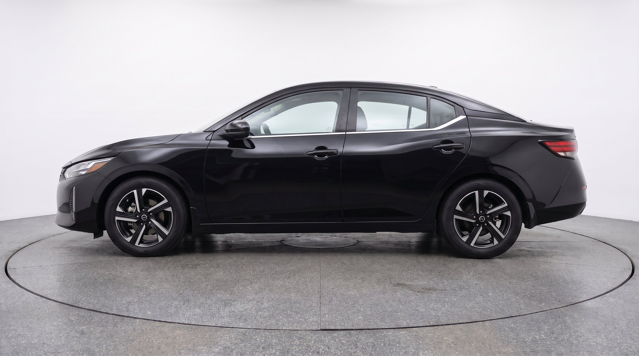 Thumbnail: 2025 Nissan Sentra - 5