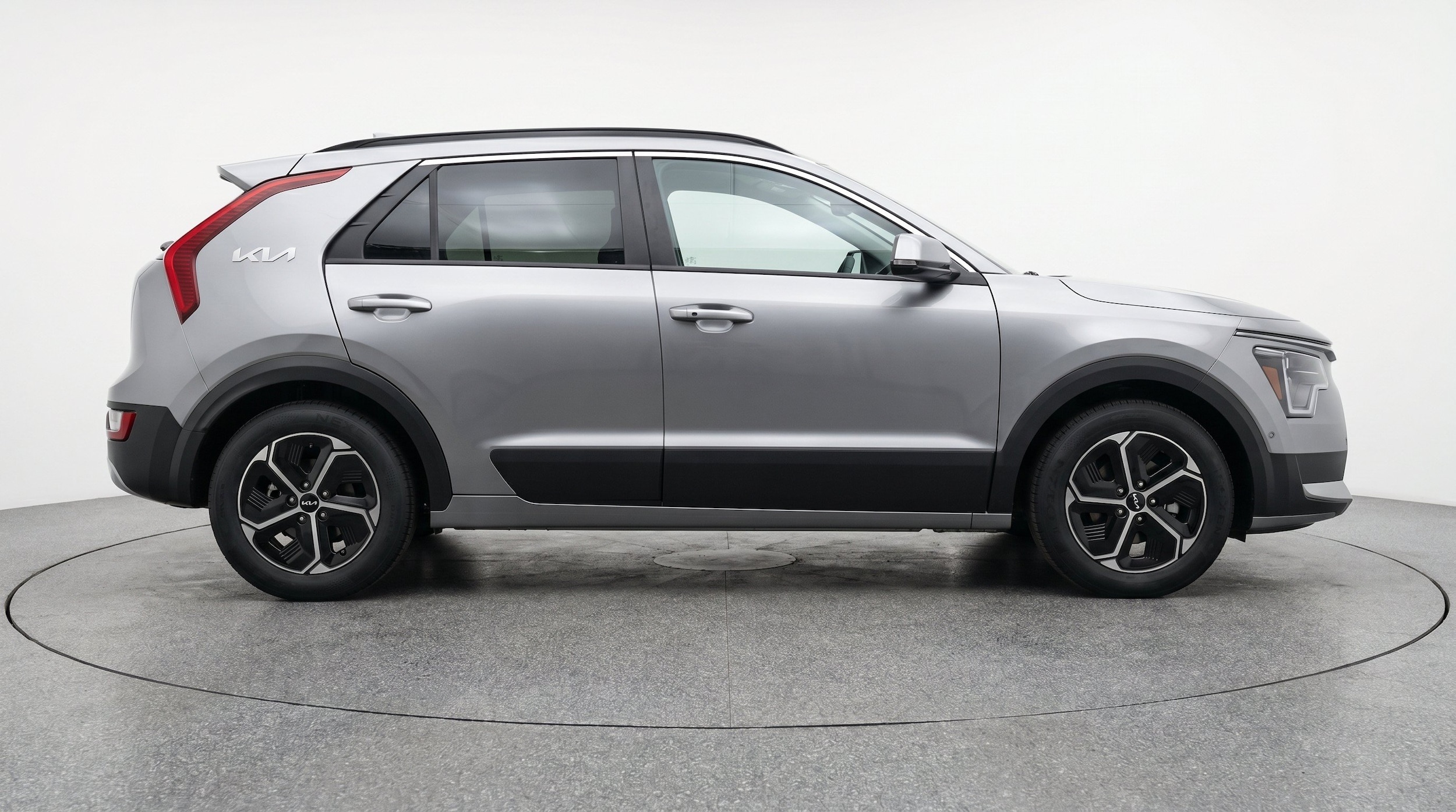 Thumbnail: 2026 Kia Niro - 11
