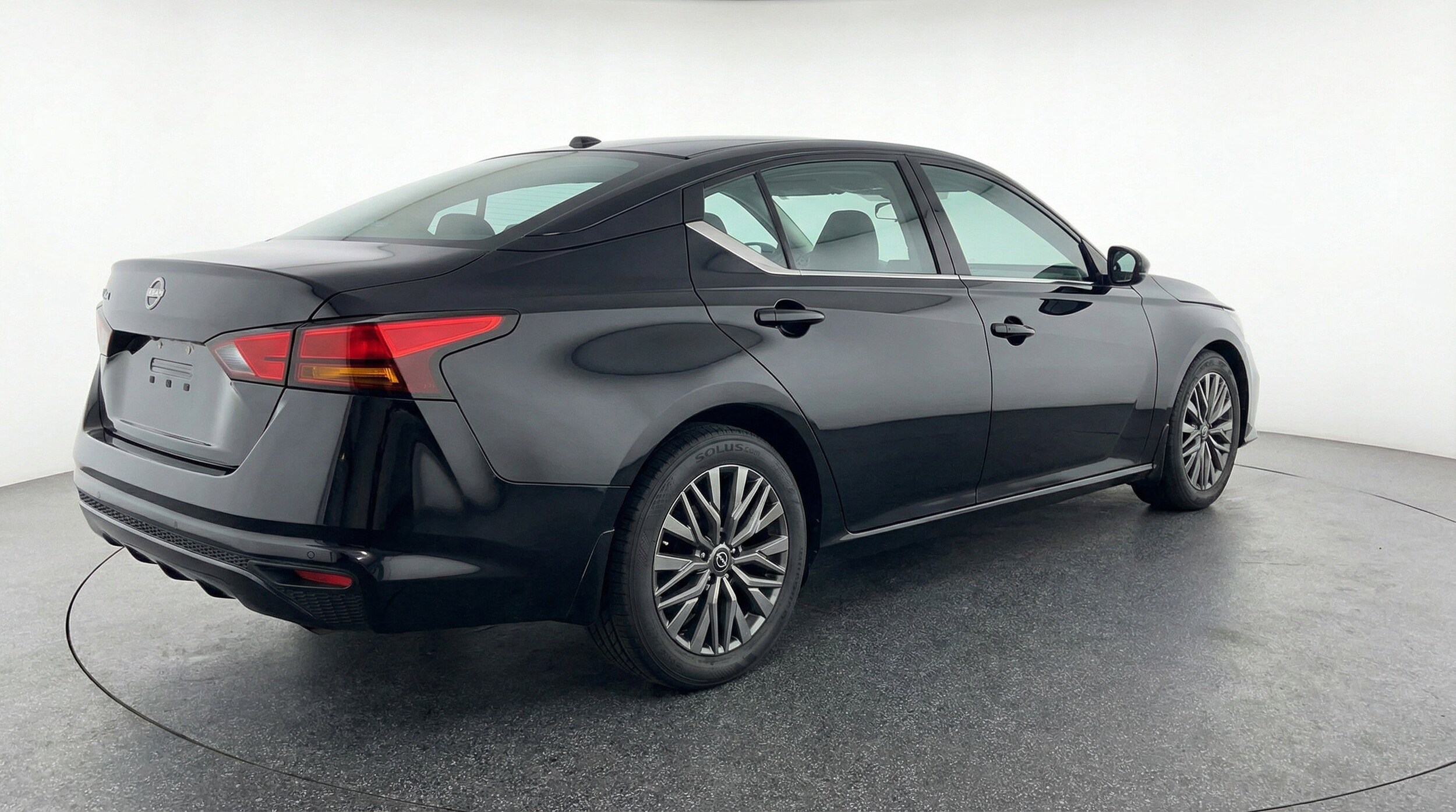Thumbnail: 2025 Nissan Altima - 9