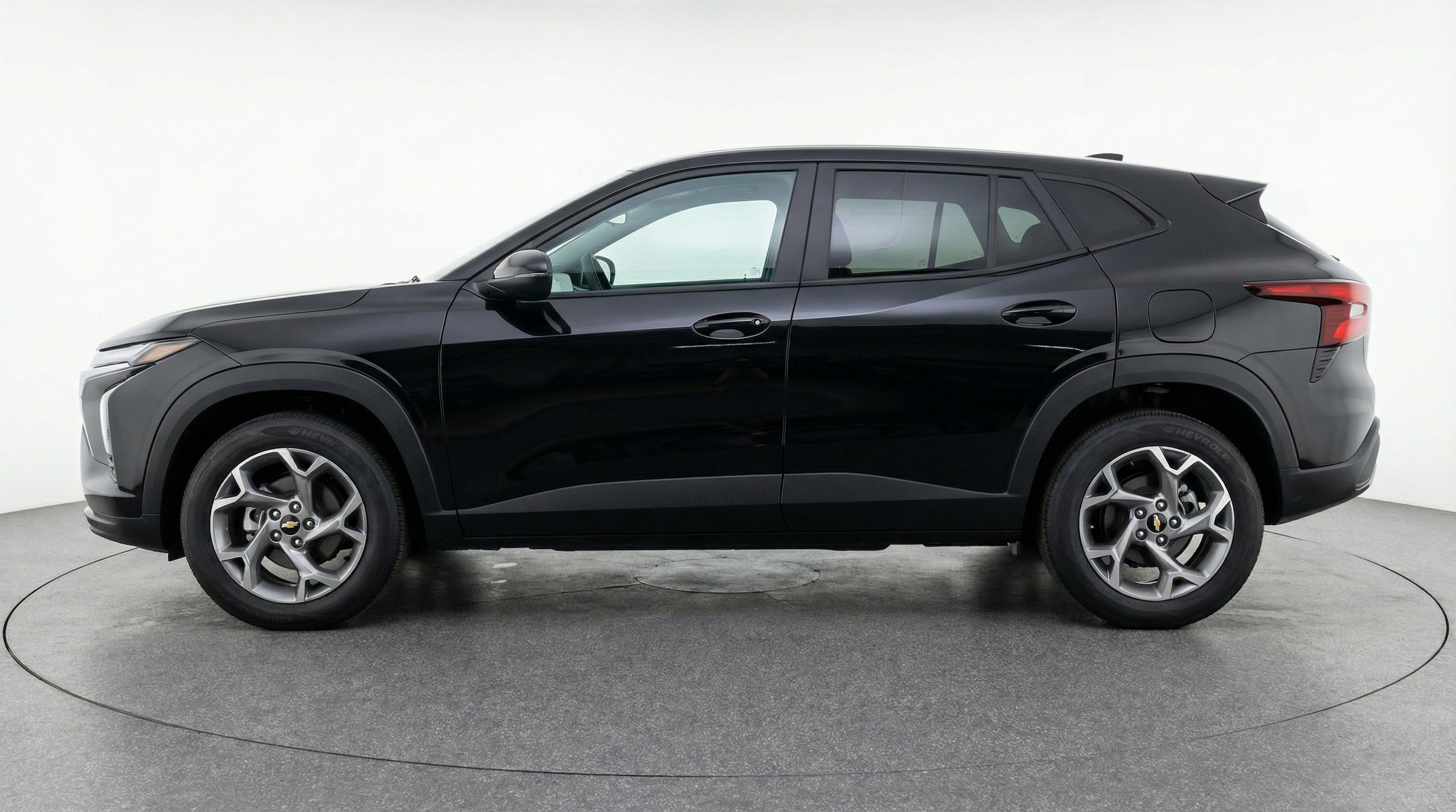 Thumbnail: 2025 Chevrolet Trax - 5