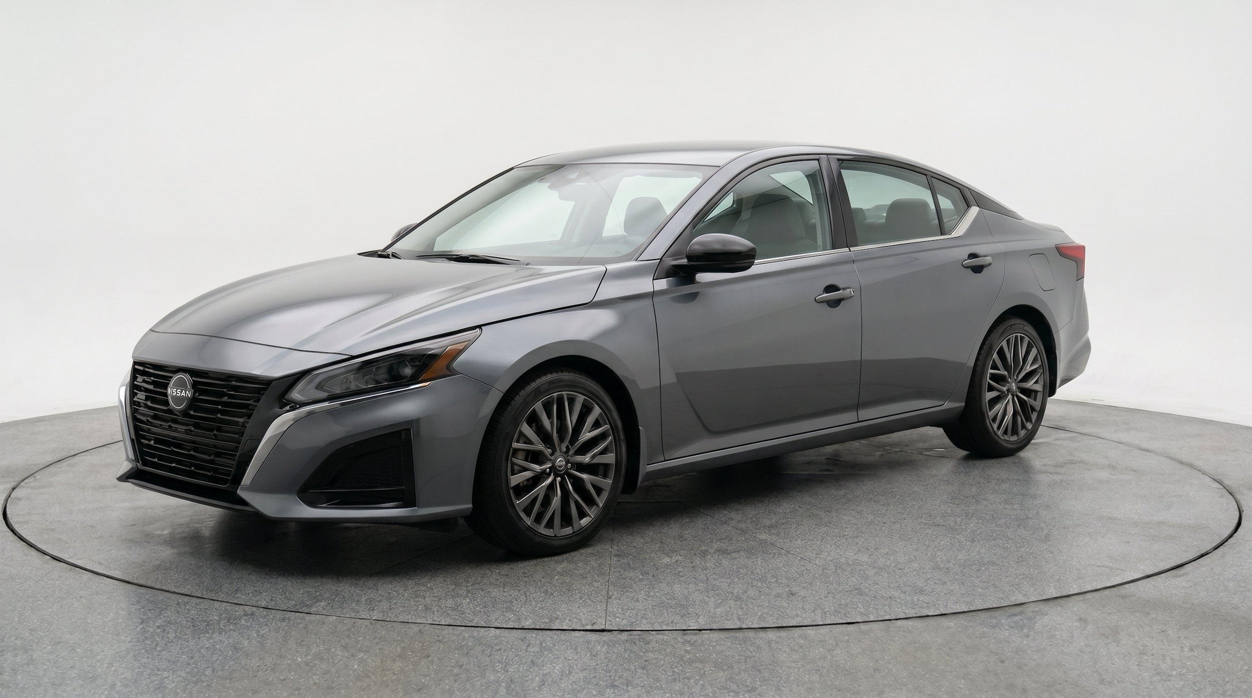Thumbnail: 2025 Nissan Altima - 3