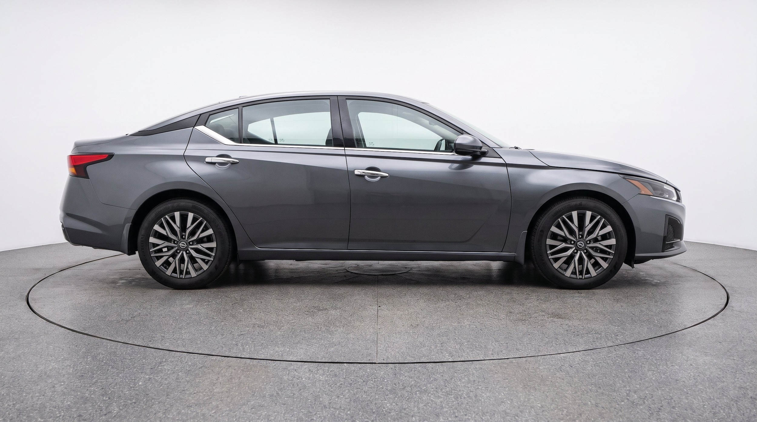 Thumbnail: 2025 Nissan Altima - 11