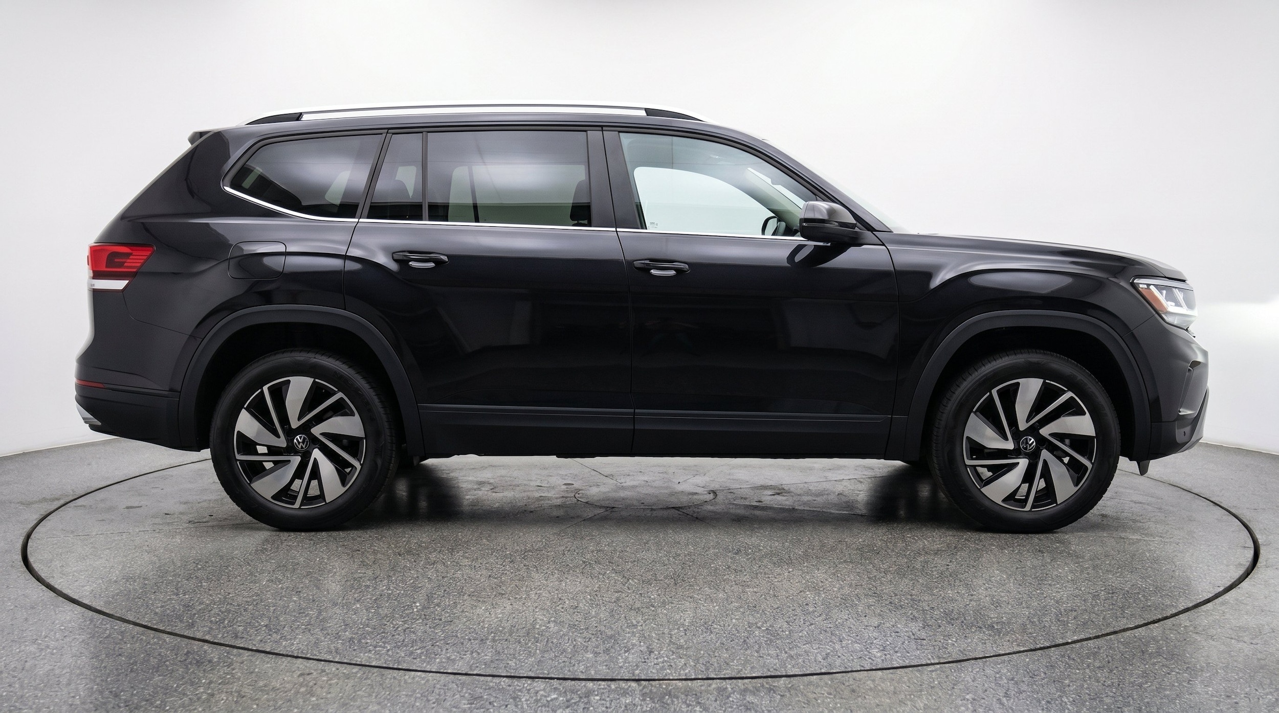 Thumbnail: 2026 Volkswagen Atlas - 11