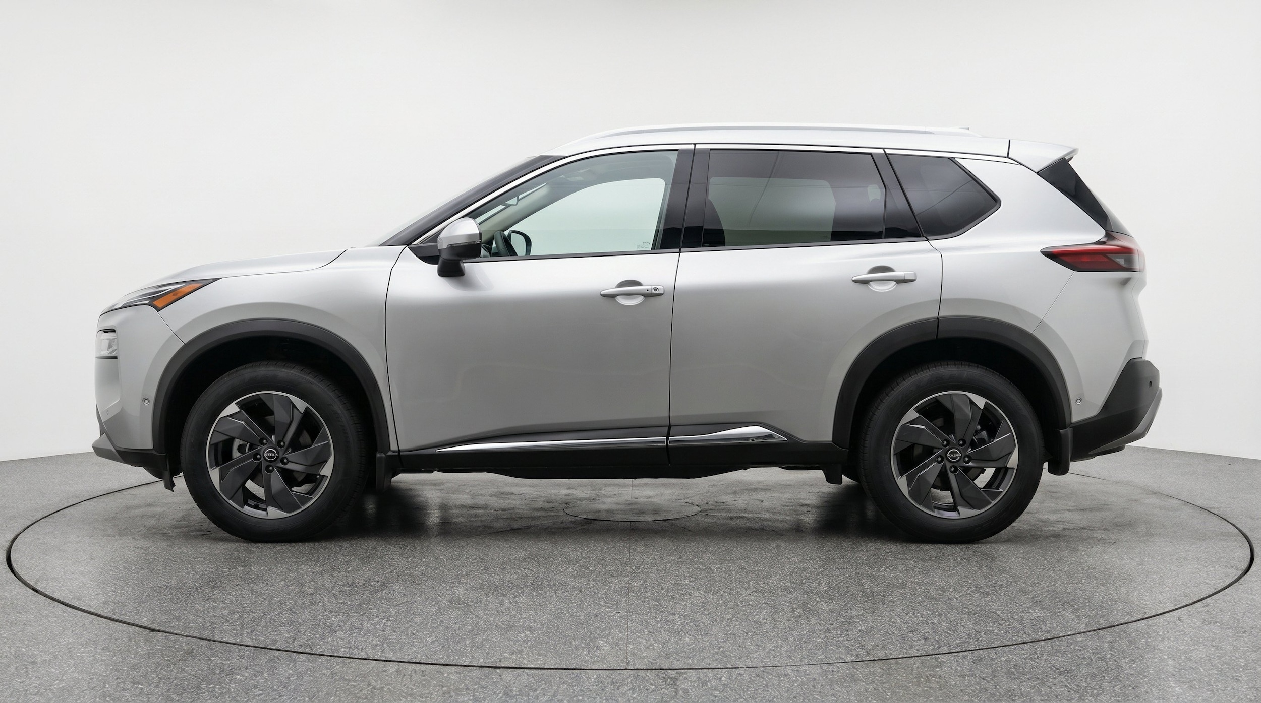 Thumbnail: 2025 Nissan Rogue - 5